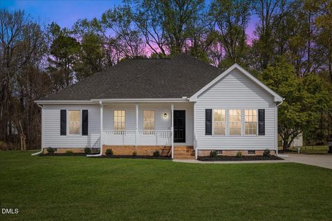 209 Hunters Farm Drive Raleigh NC 27603