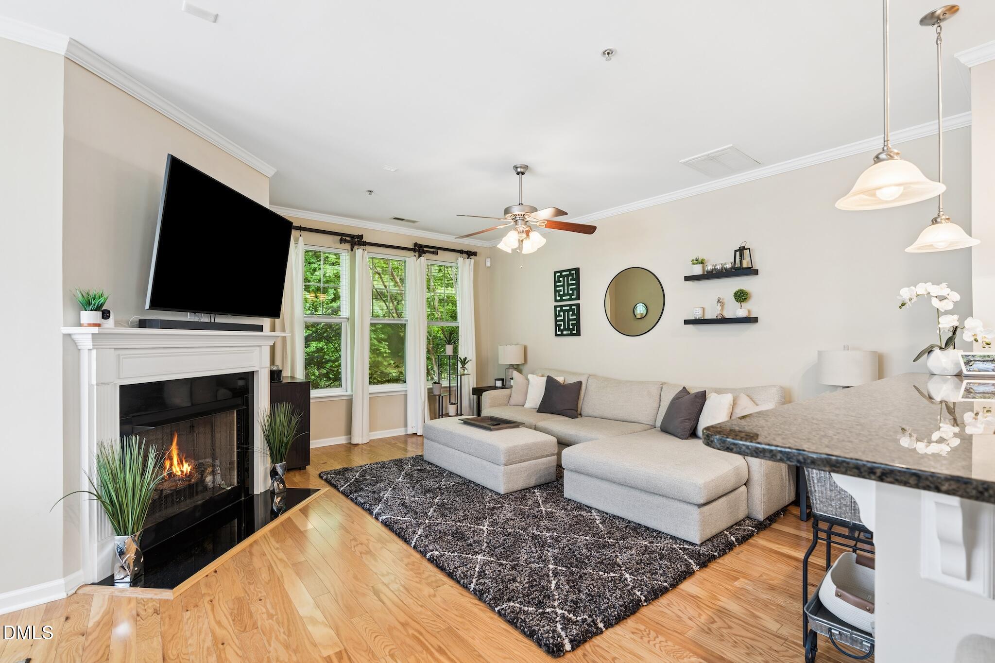 6140 Braidwood Court