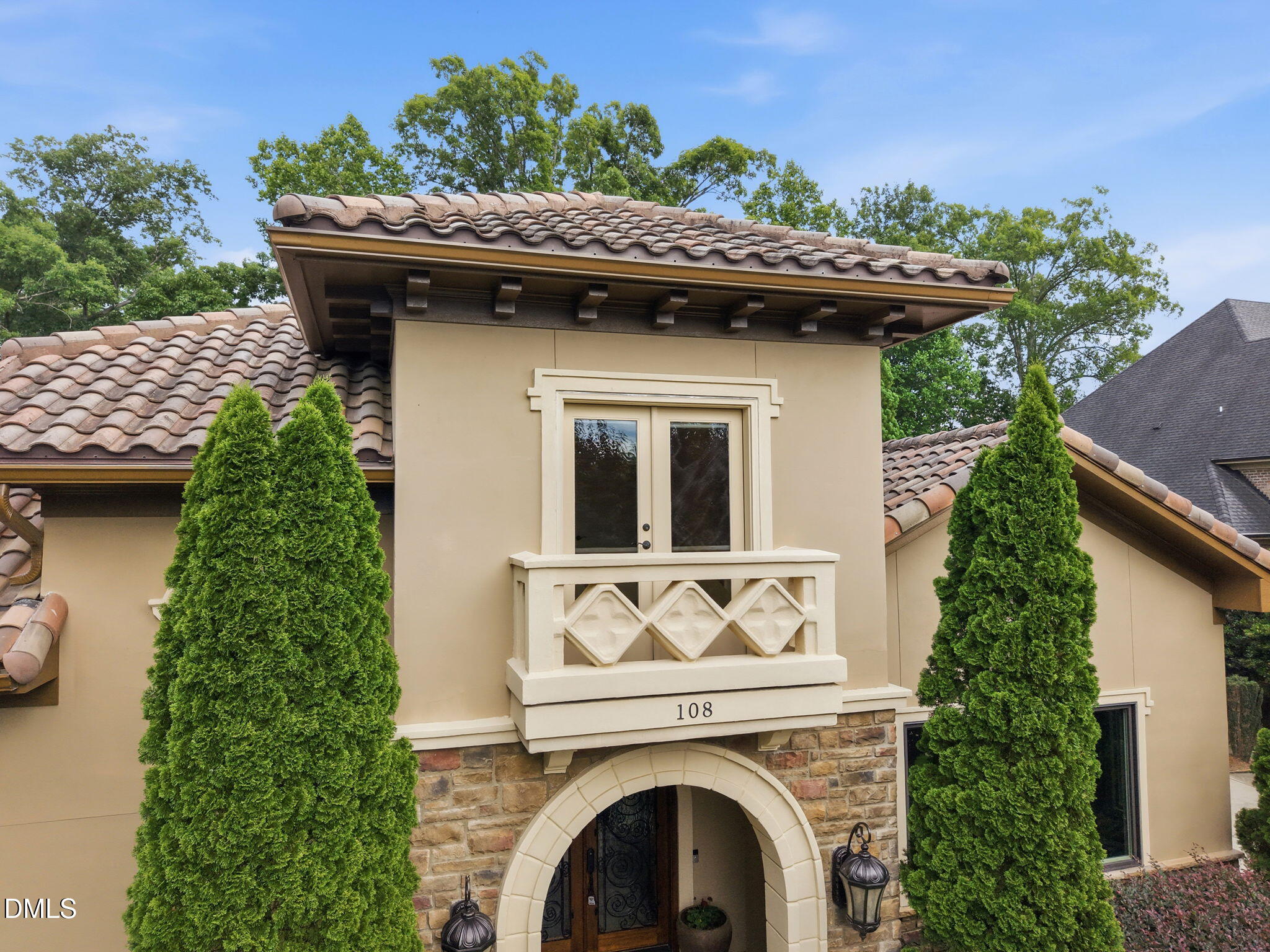 108 Michelangelo Way