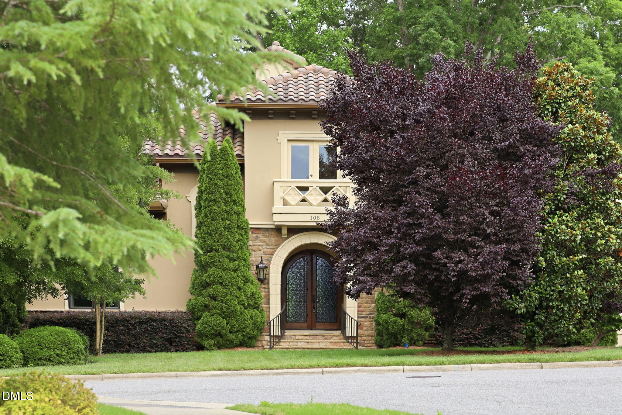 108 Michelangelo Way