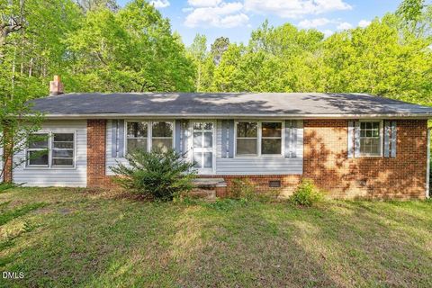 Photo of 122 Richmond Road, Mebane, NC 27302 (MLS # 10159986)