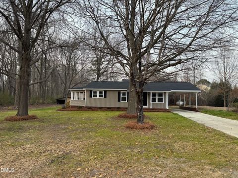 409 Lipscomb Road Angier NC 27501