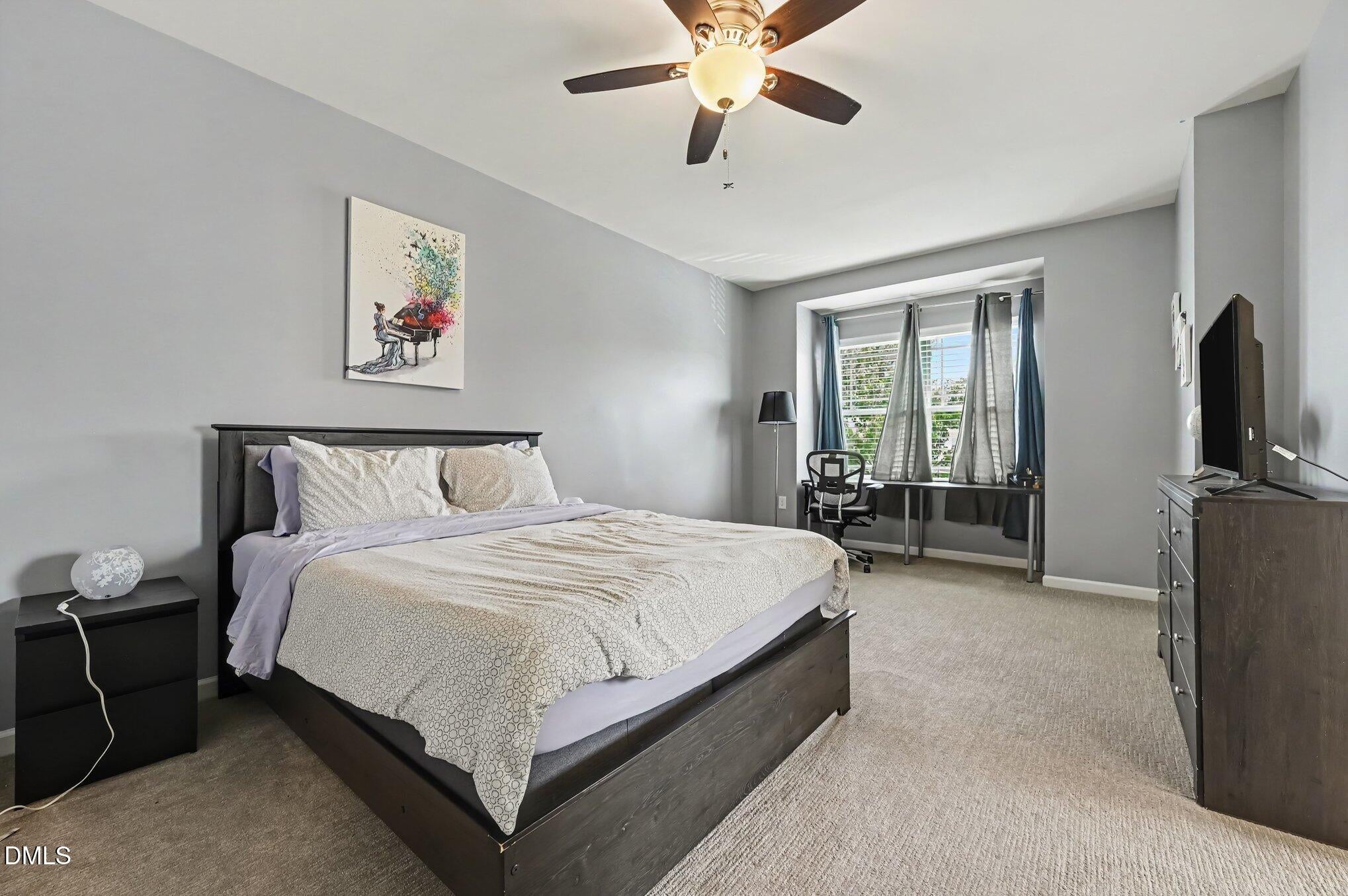 1025 Historic Circle