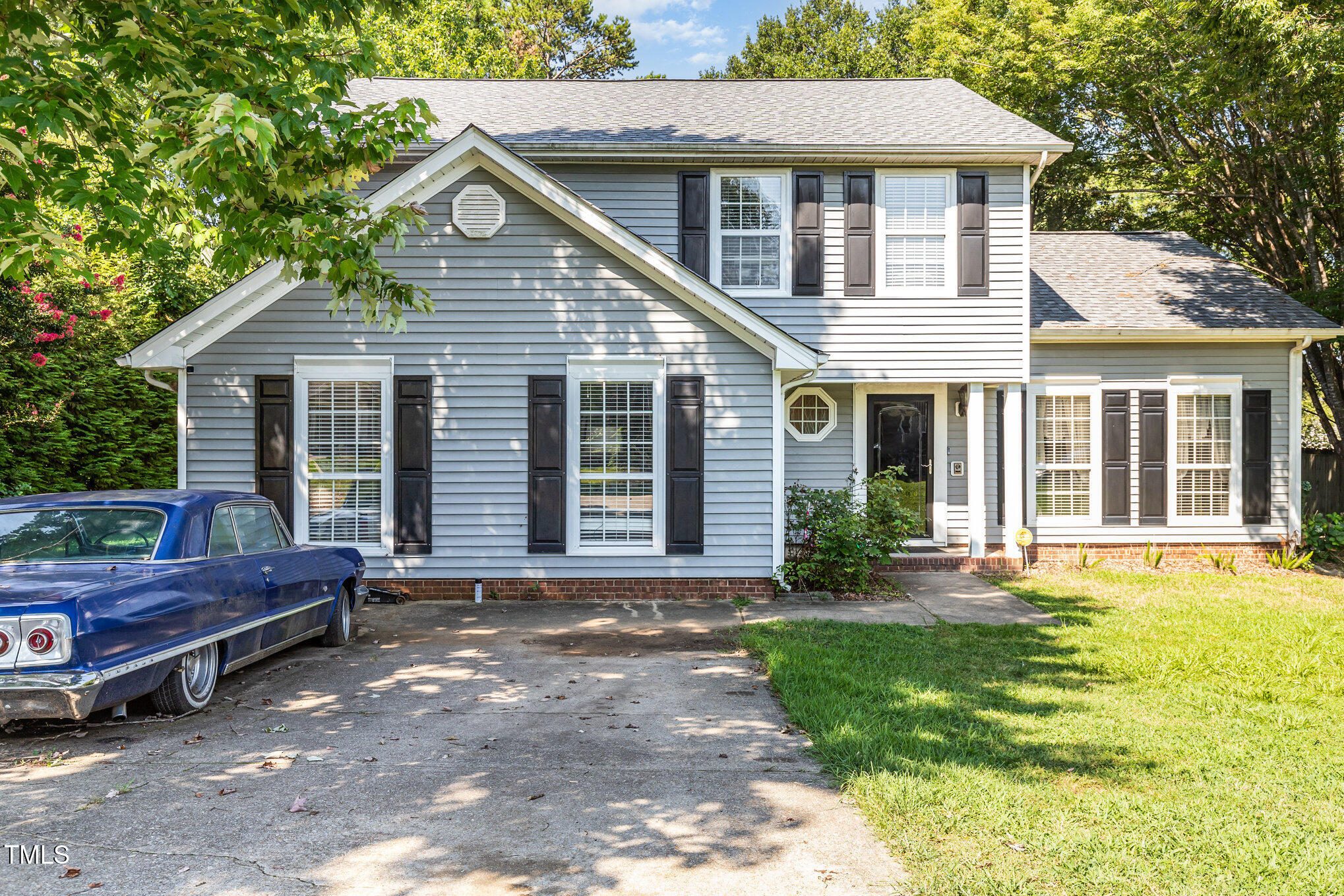 5204 Bentgrass Drive