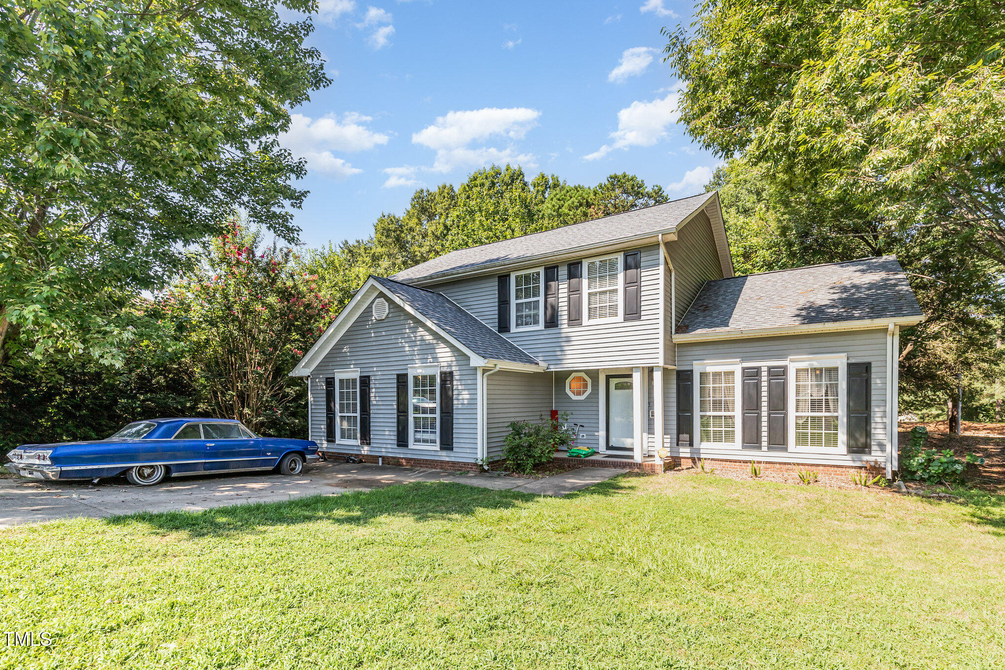 5204 Bentgrass Drive