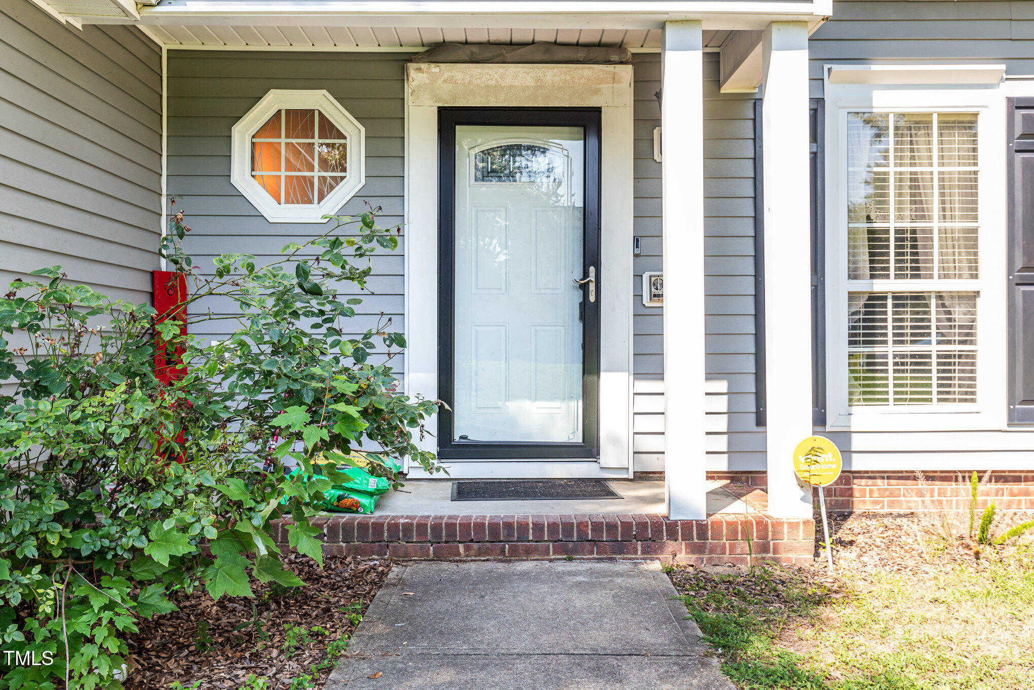 5204 Bentgrass Drive