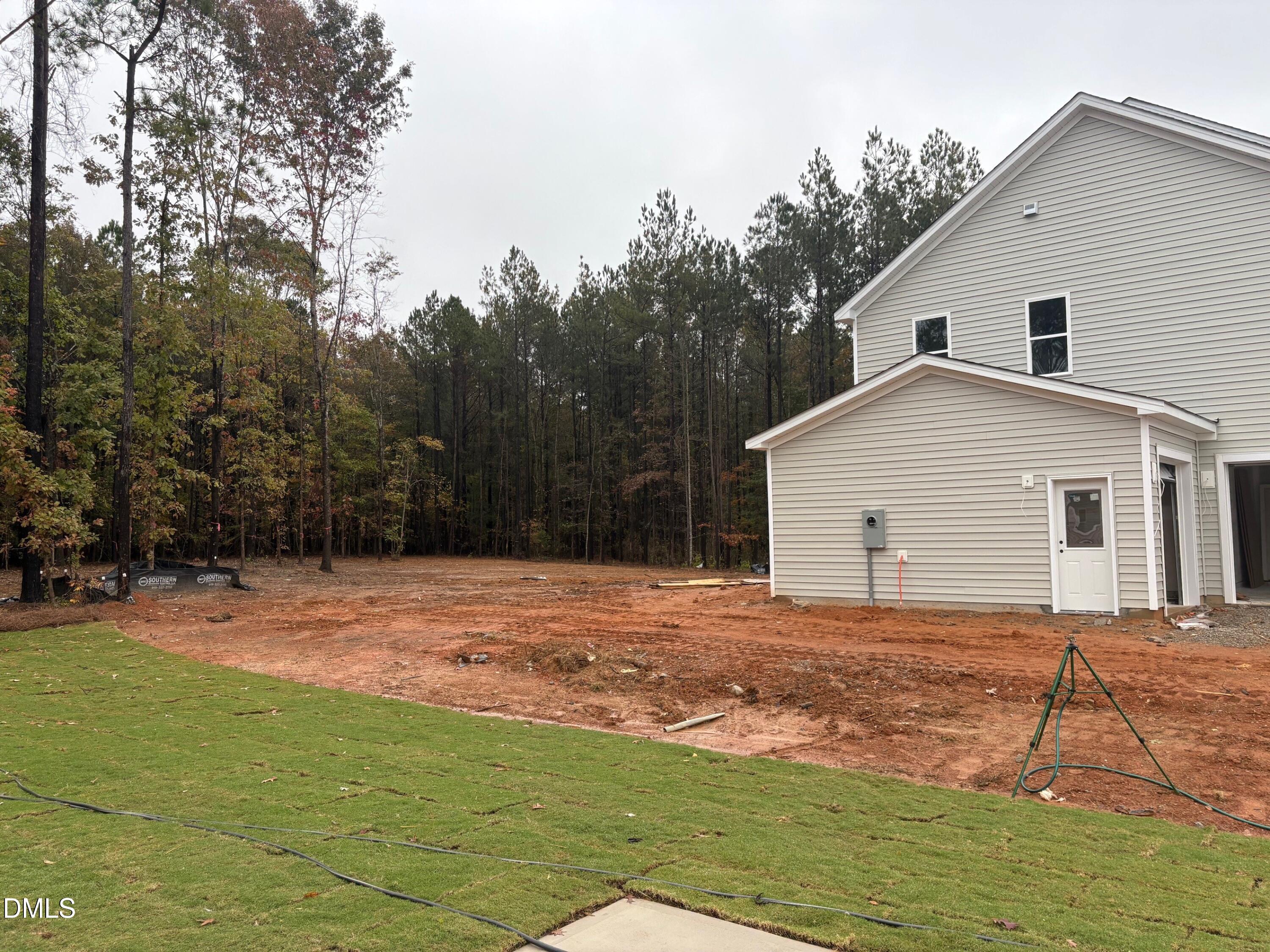 7 E Victoria Ridge Drive 16