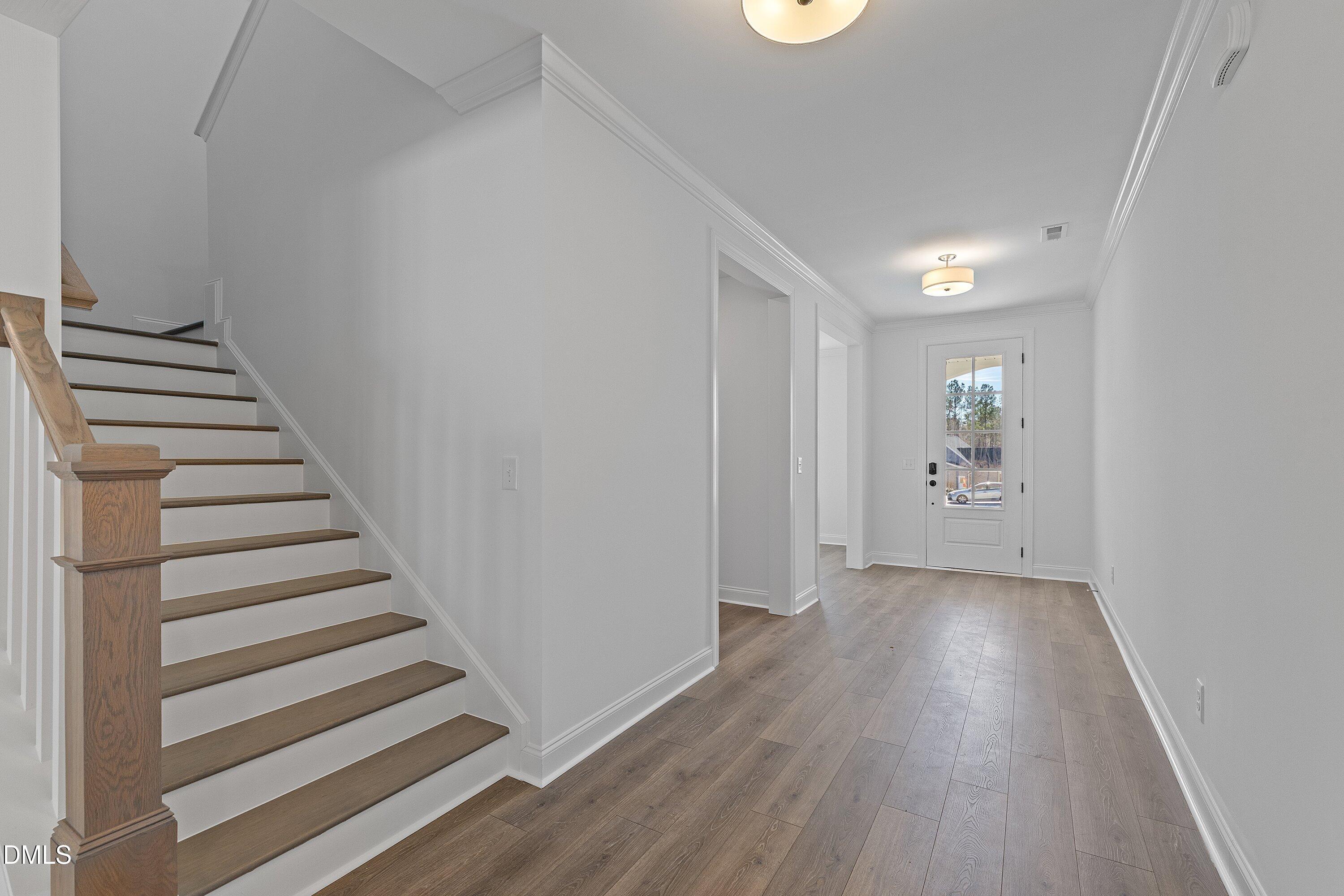 7 E Victoria Ridge Drive 16