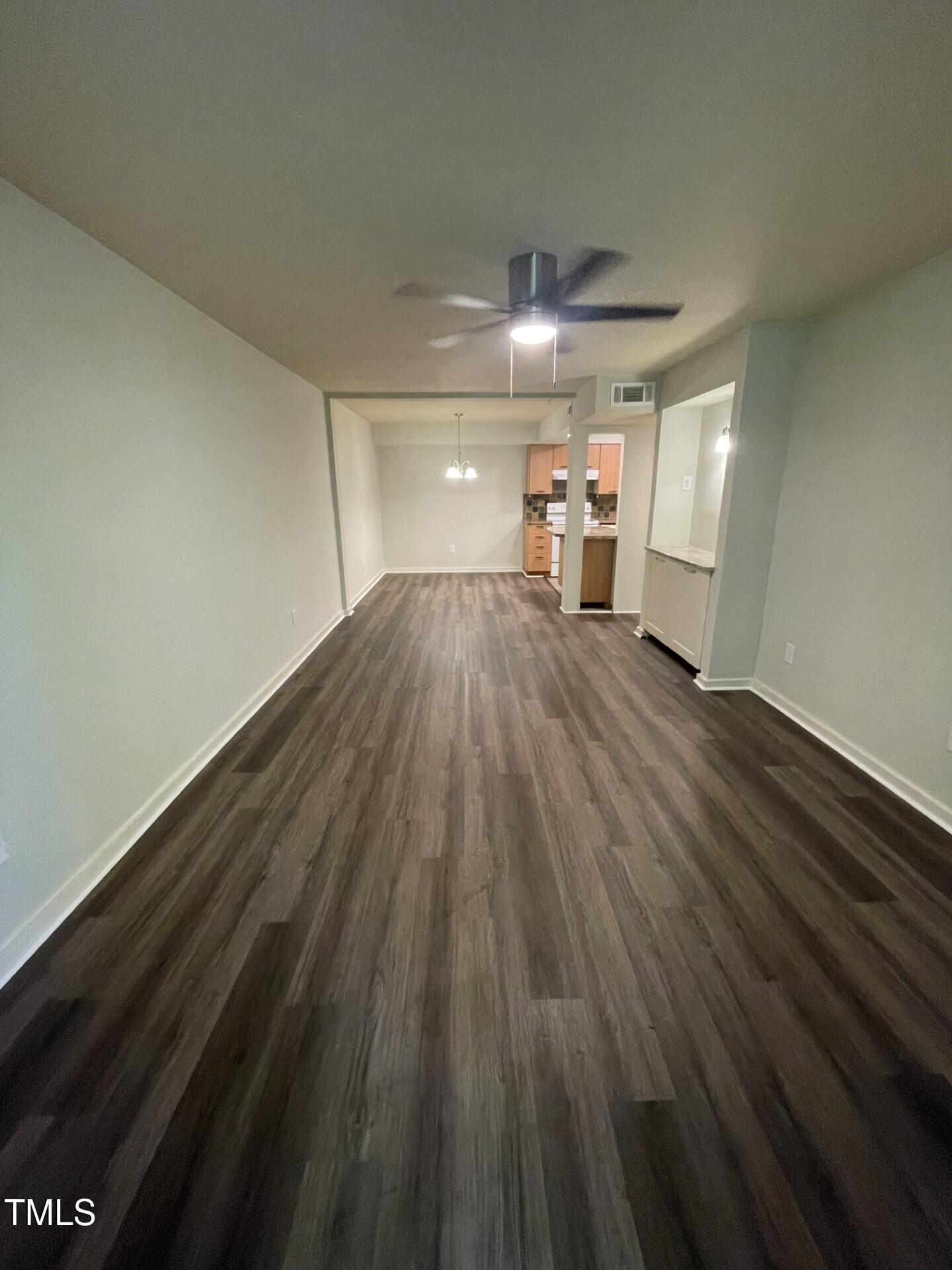 7124 Longstreet Drive