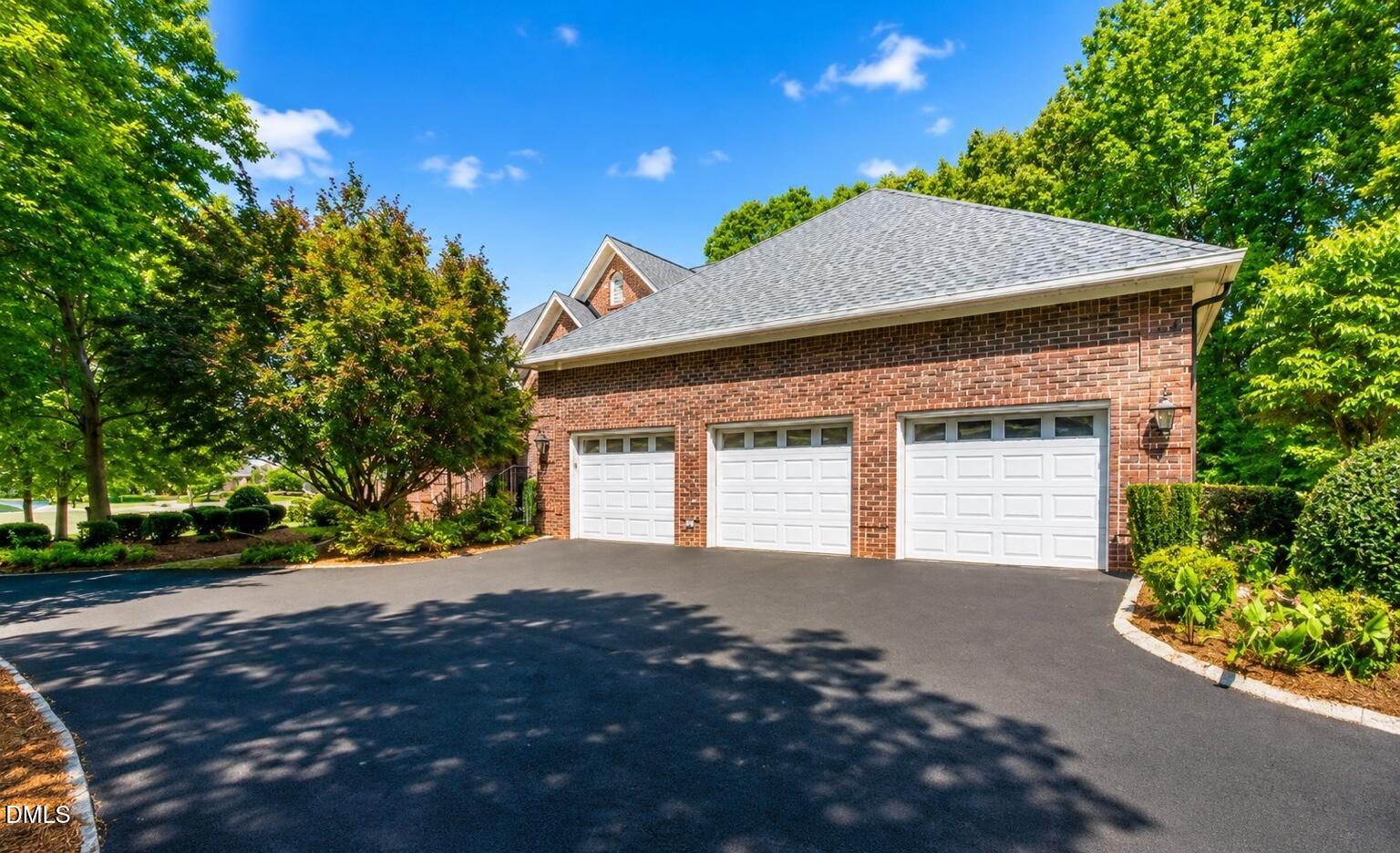 527 Nassau Trail