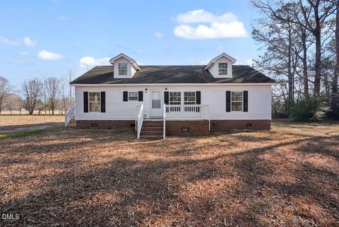 Photo of 201 Mason Drive, Erwin, NC 28339 (MLS # 10141092)