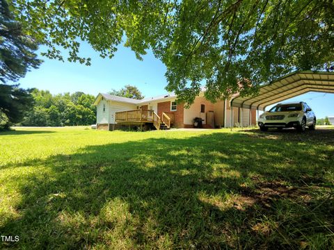 A home in Kenly