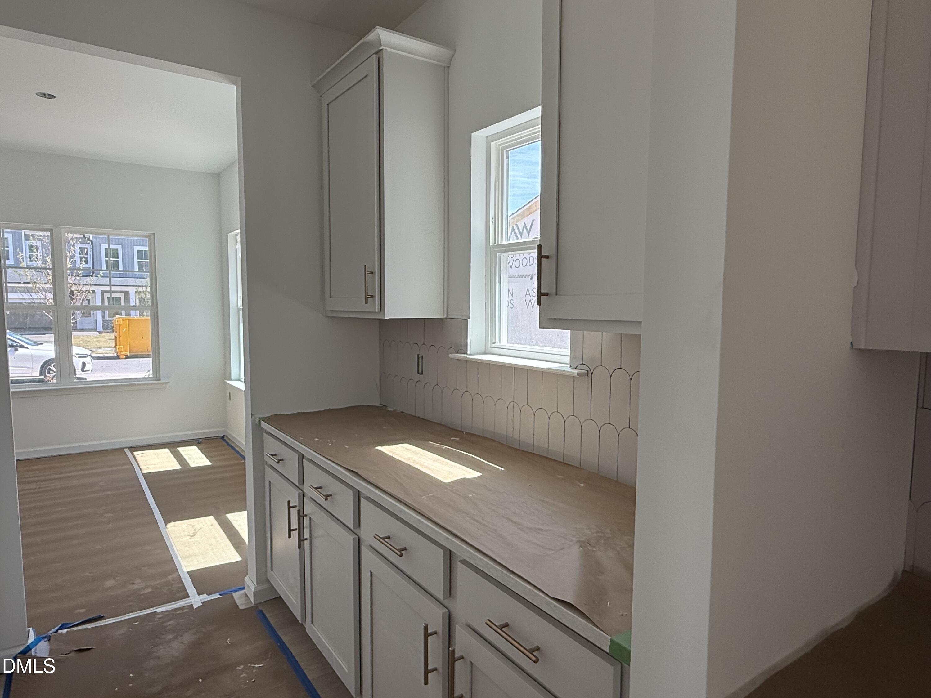 936 Fetching Place 349