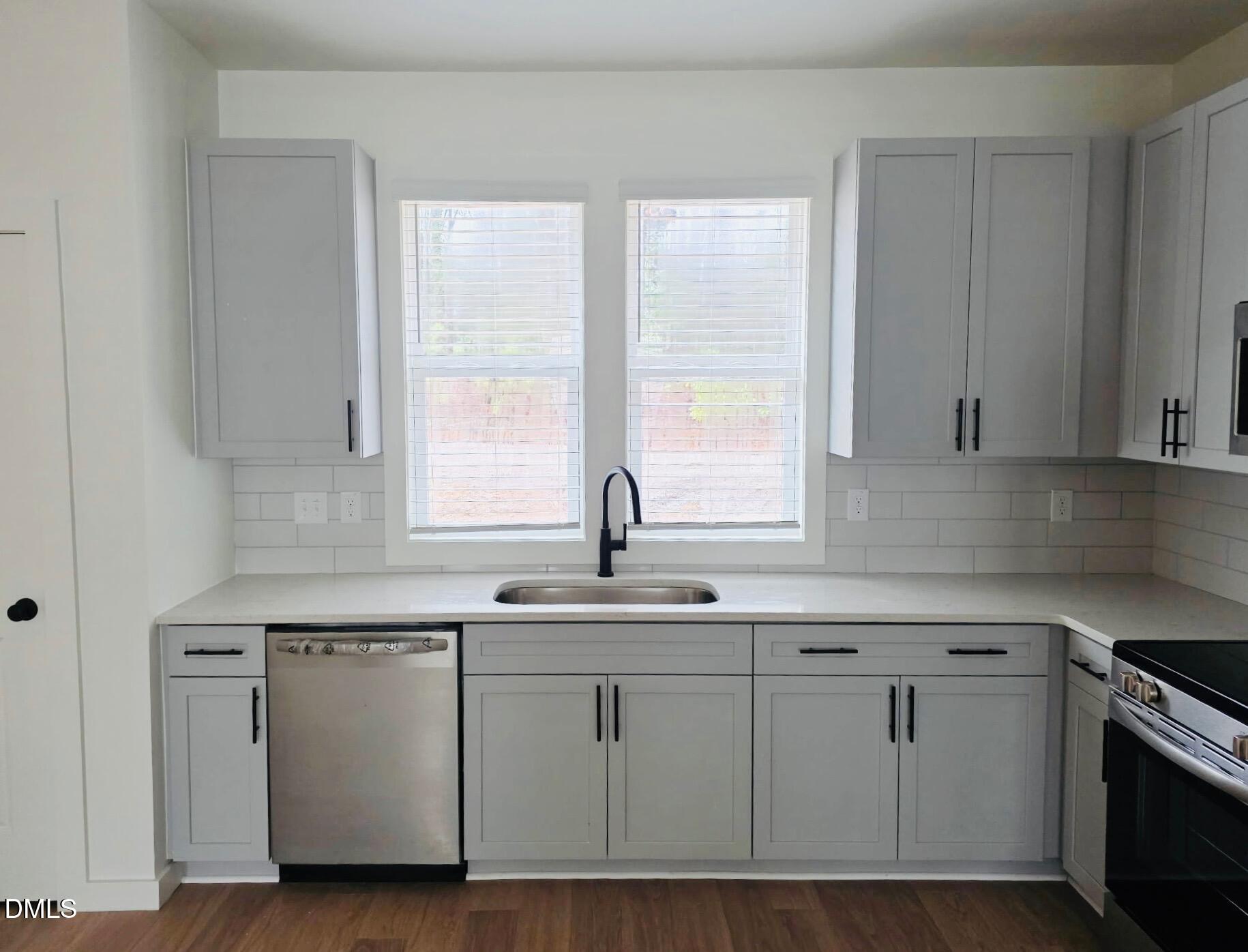 809 Wilcox Street 102