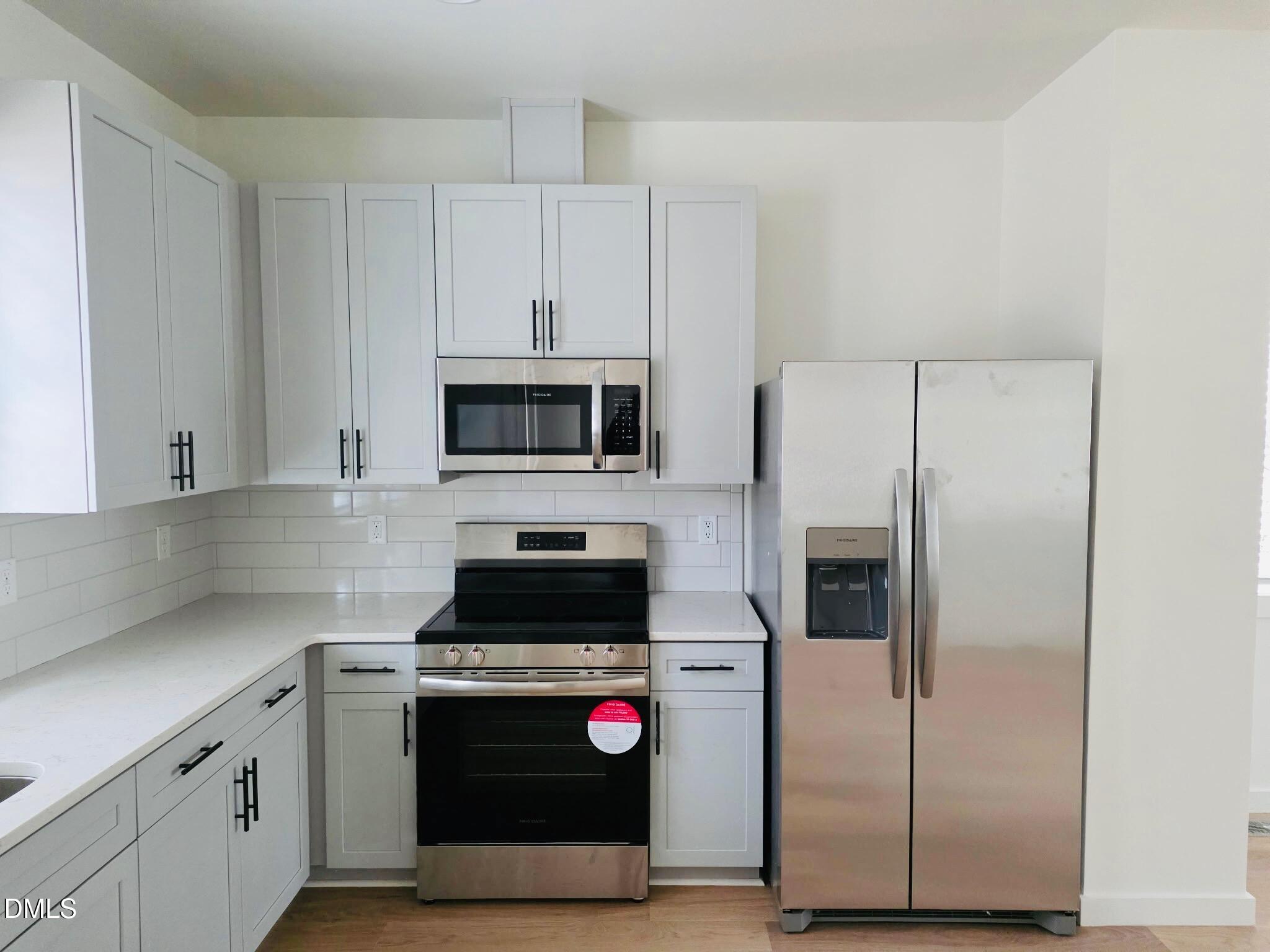 809 Wilcox Street 102