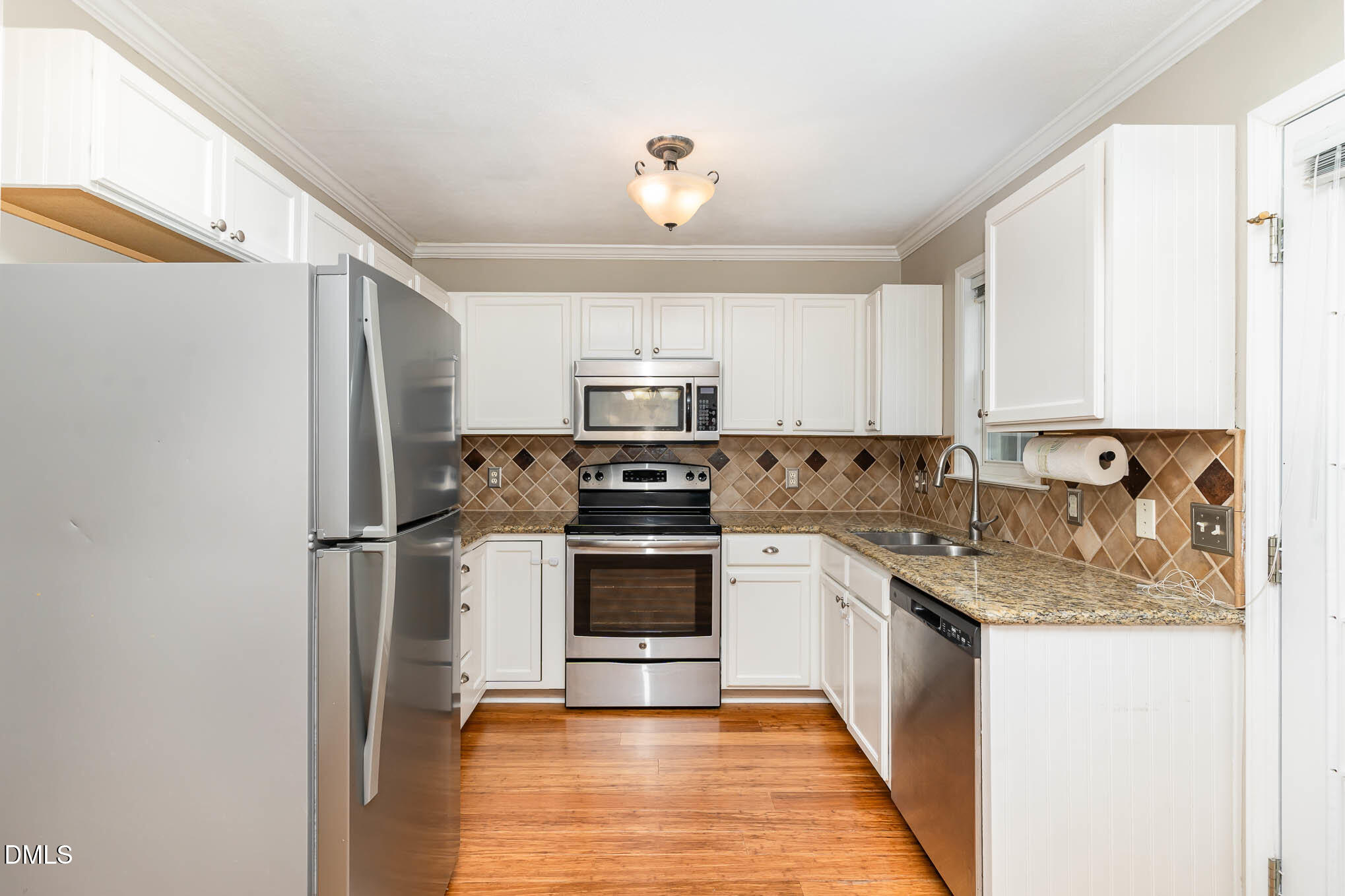 2215 Turtle Point Drive