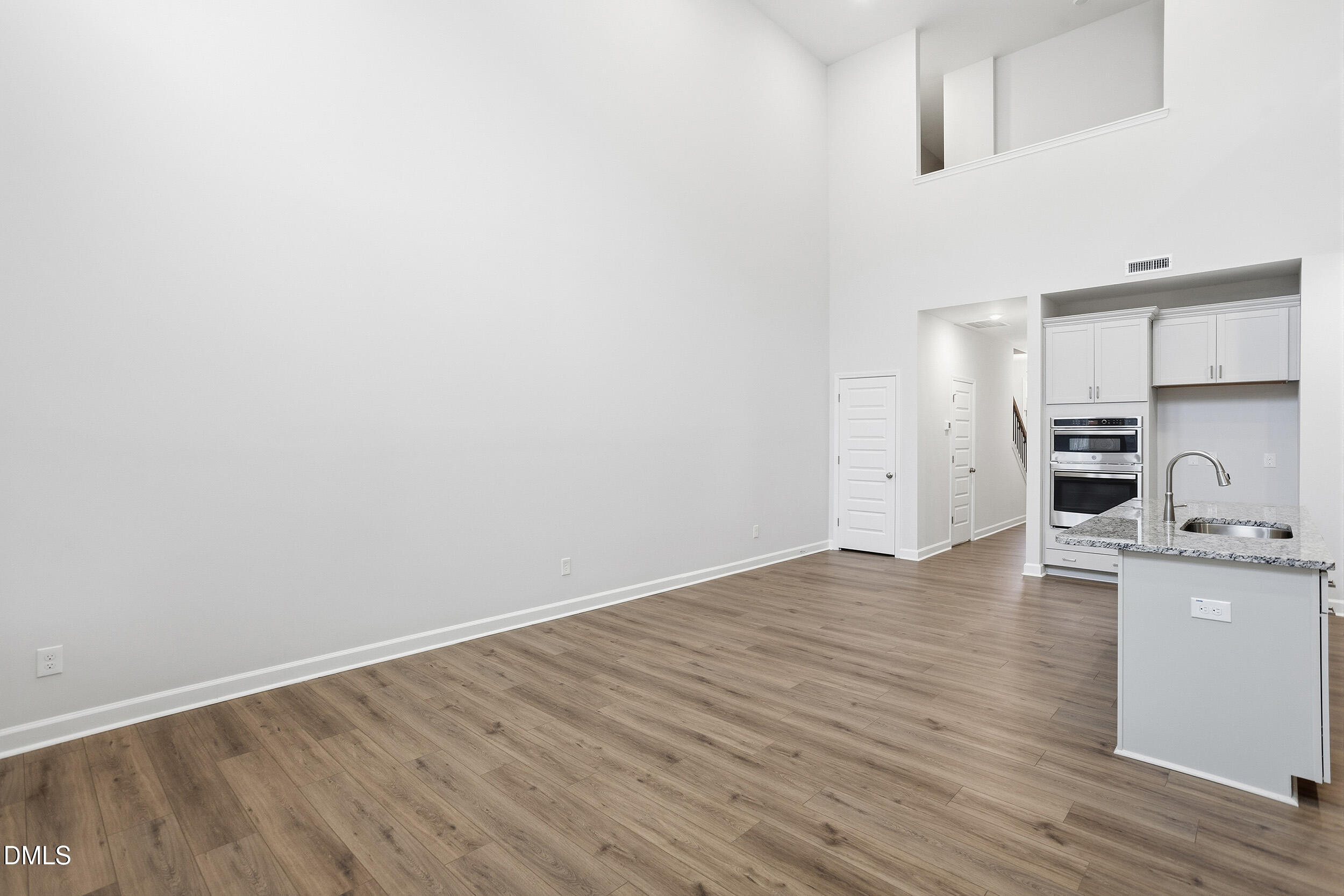 1105 Bell Heather Road 3