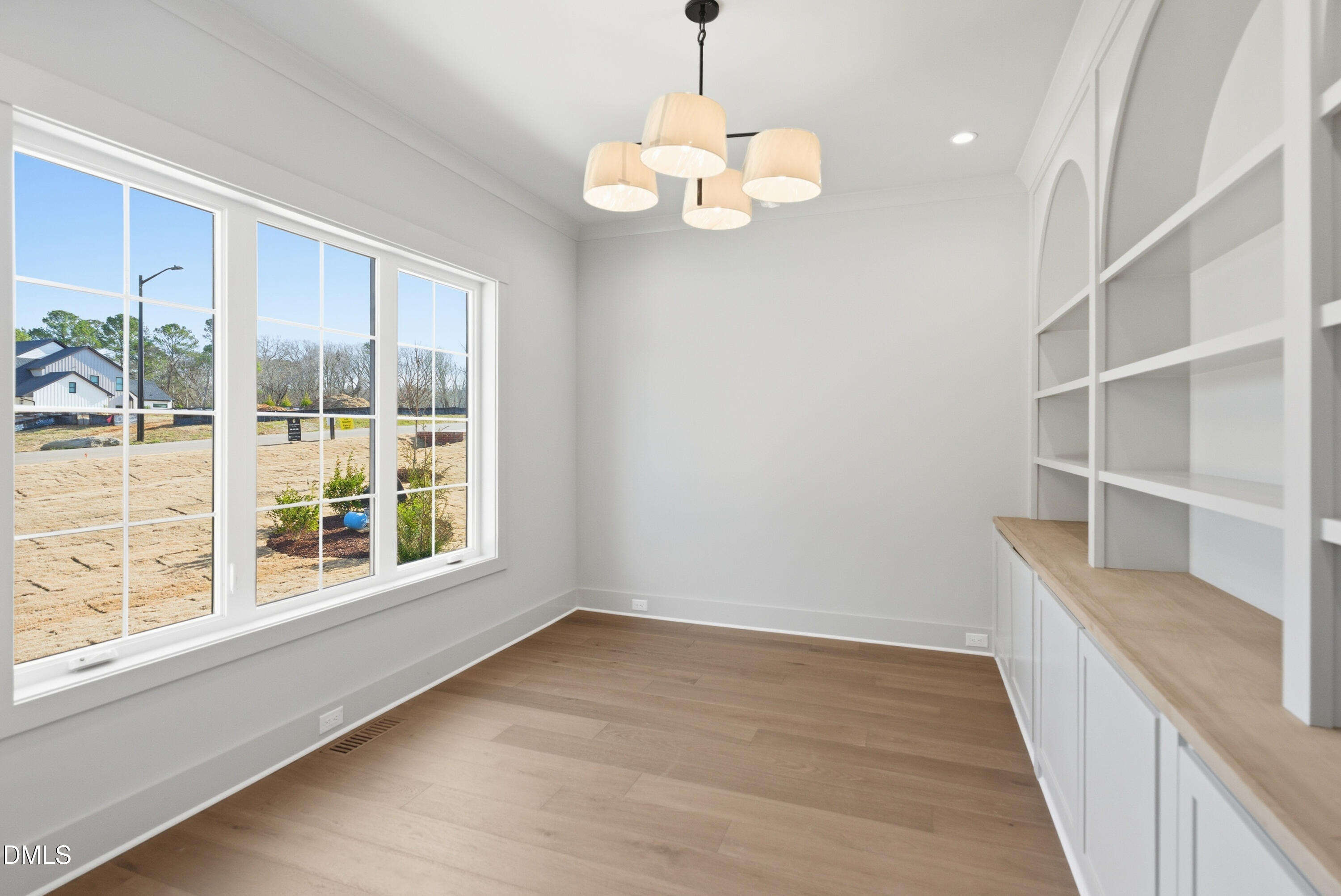 9105 Overlook Crest Drive