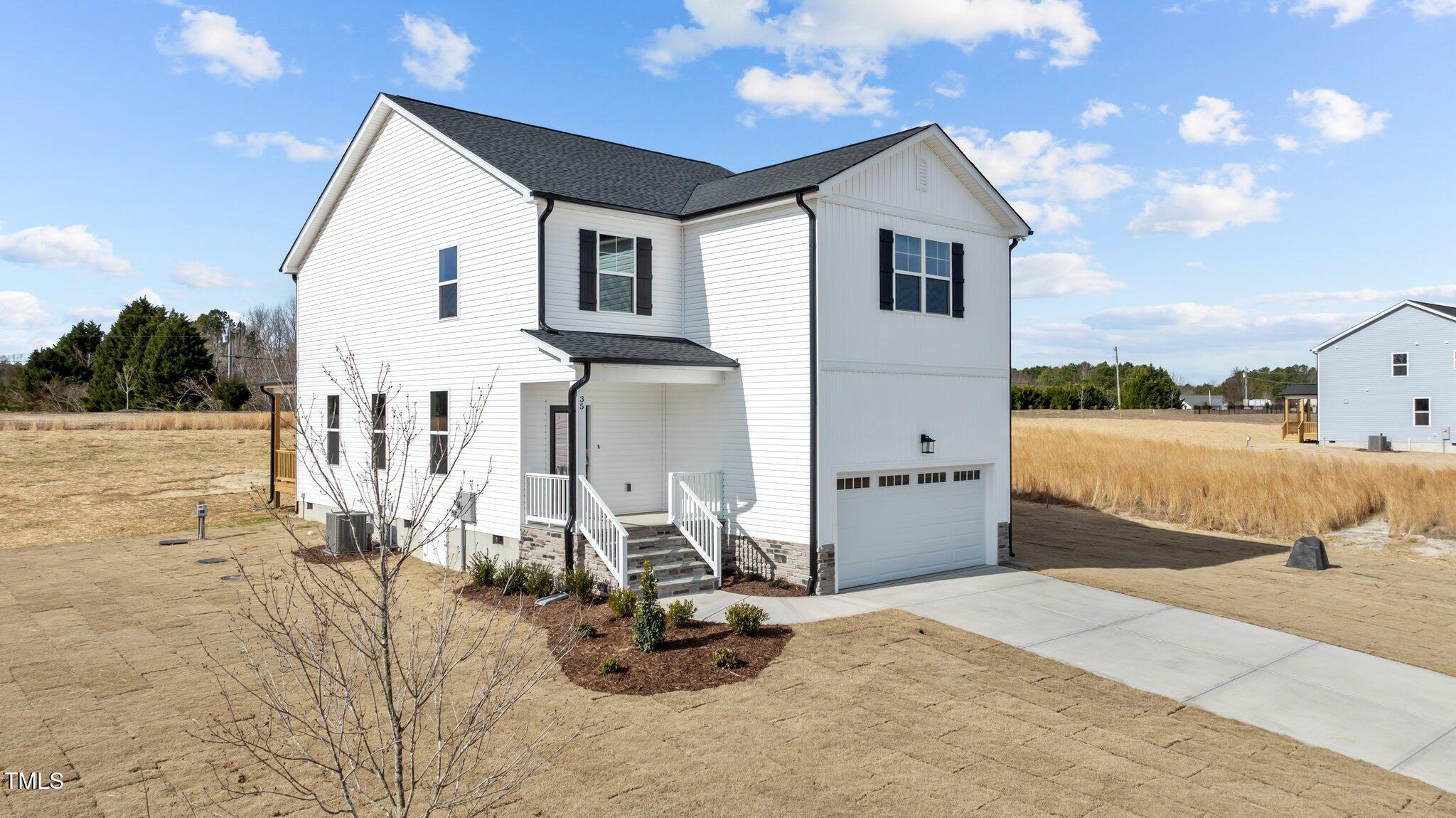 35 Diamond Creek Drive