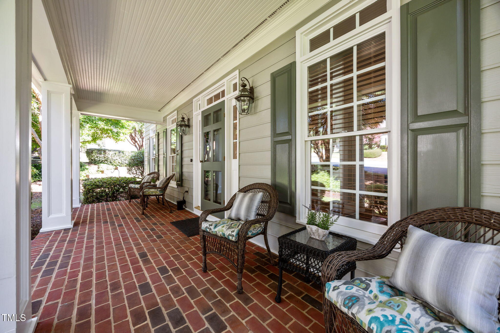8001 Kukui Court