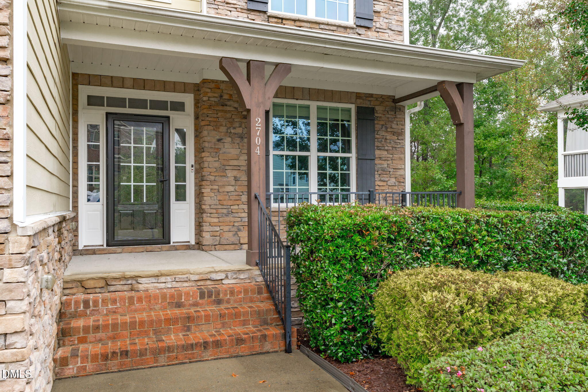 2704 Bushy Lake Cove