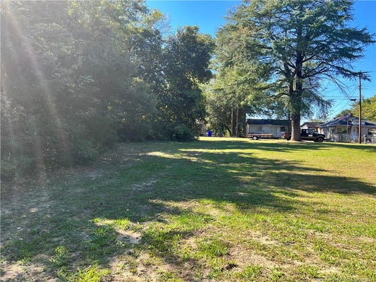 122 N 1ST ST, SPRING LAKE, NC 28390 - Image 93bf3388dea4d961b50656daf09e14d7/40899100
