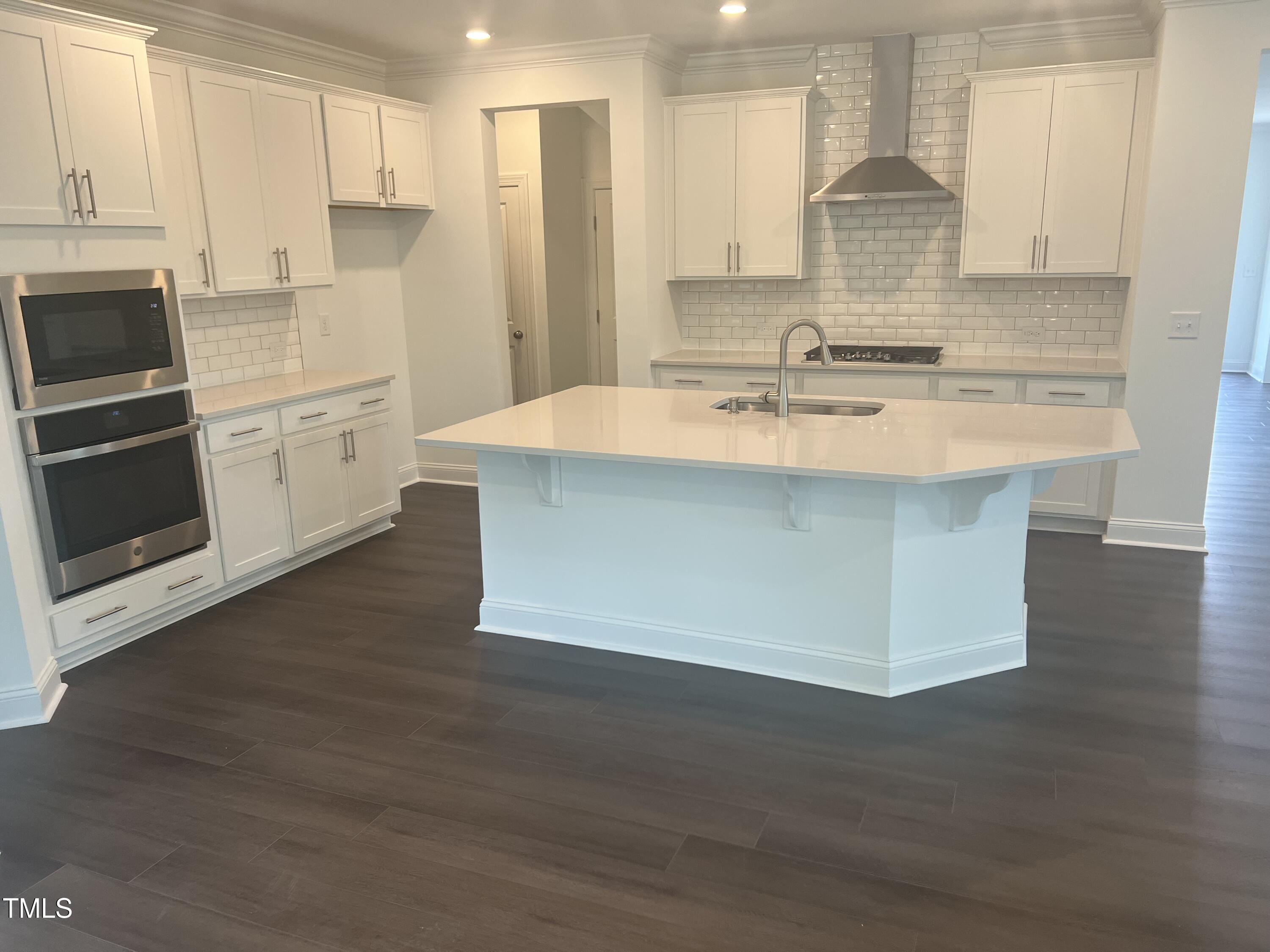 1705 Goldfinch Perch Lane