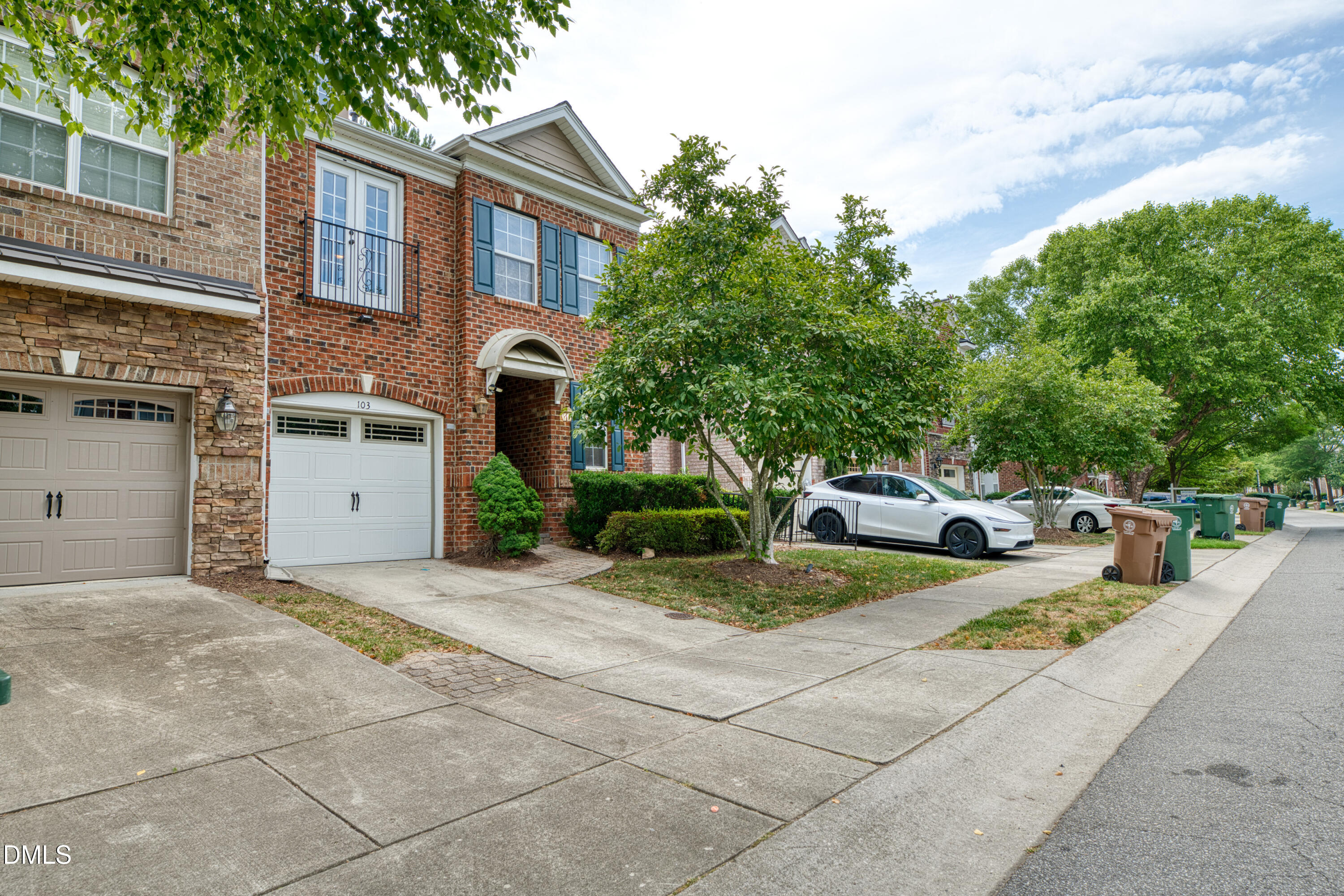 103 Longchamp Lane
