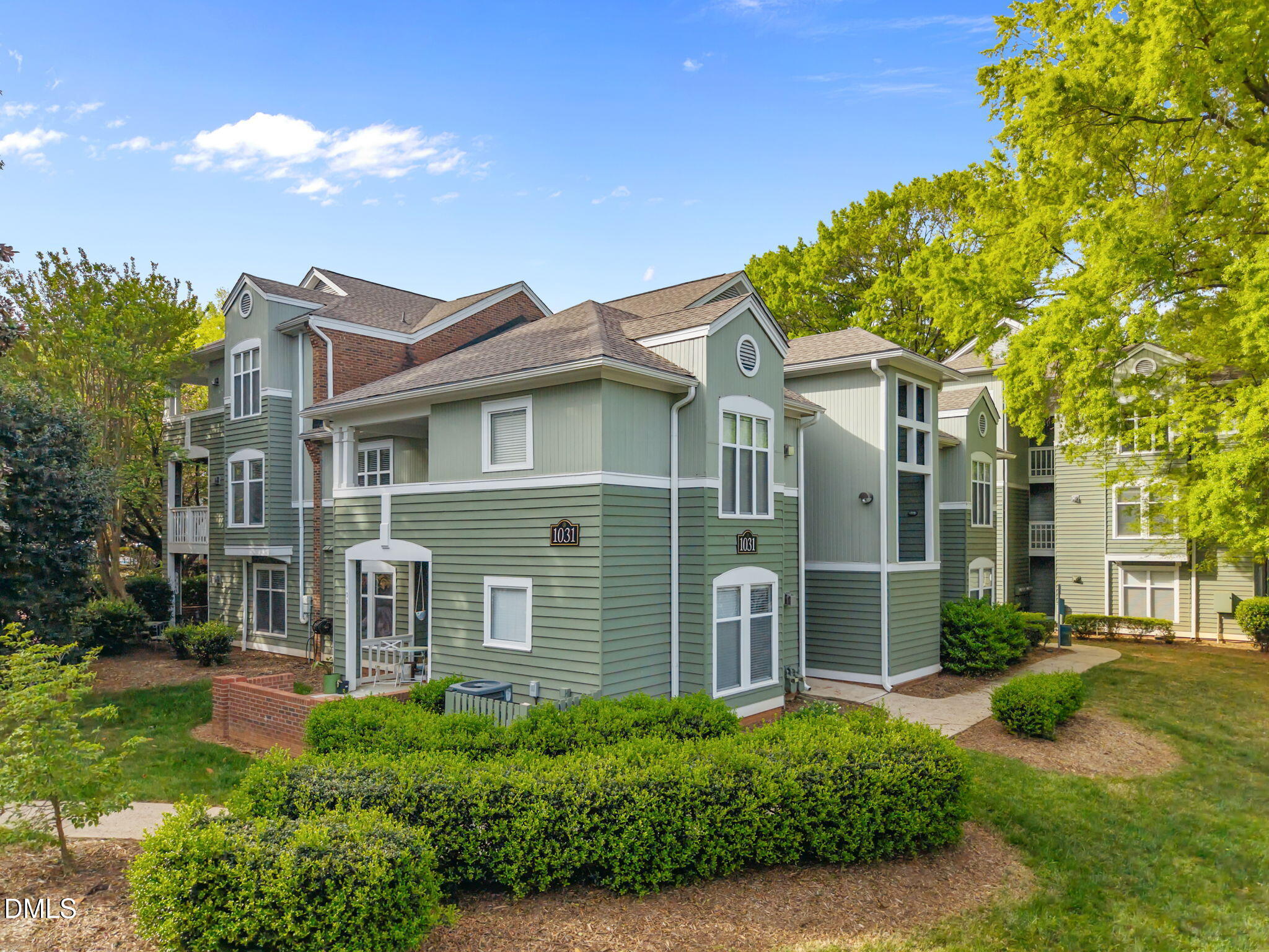 1031 Nicholwood Drive 205