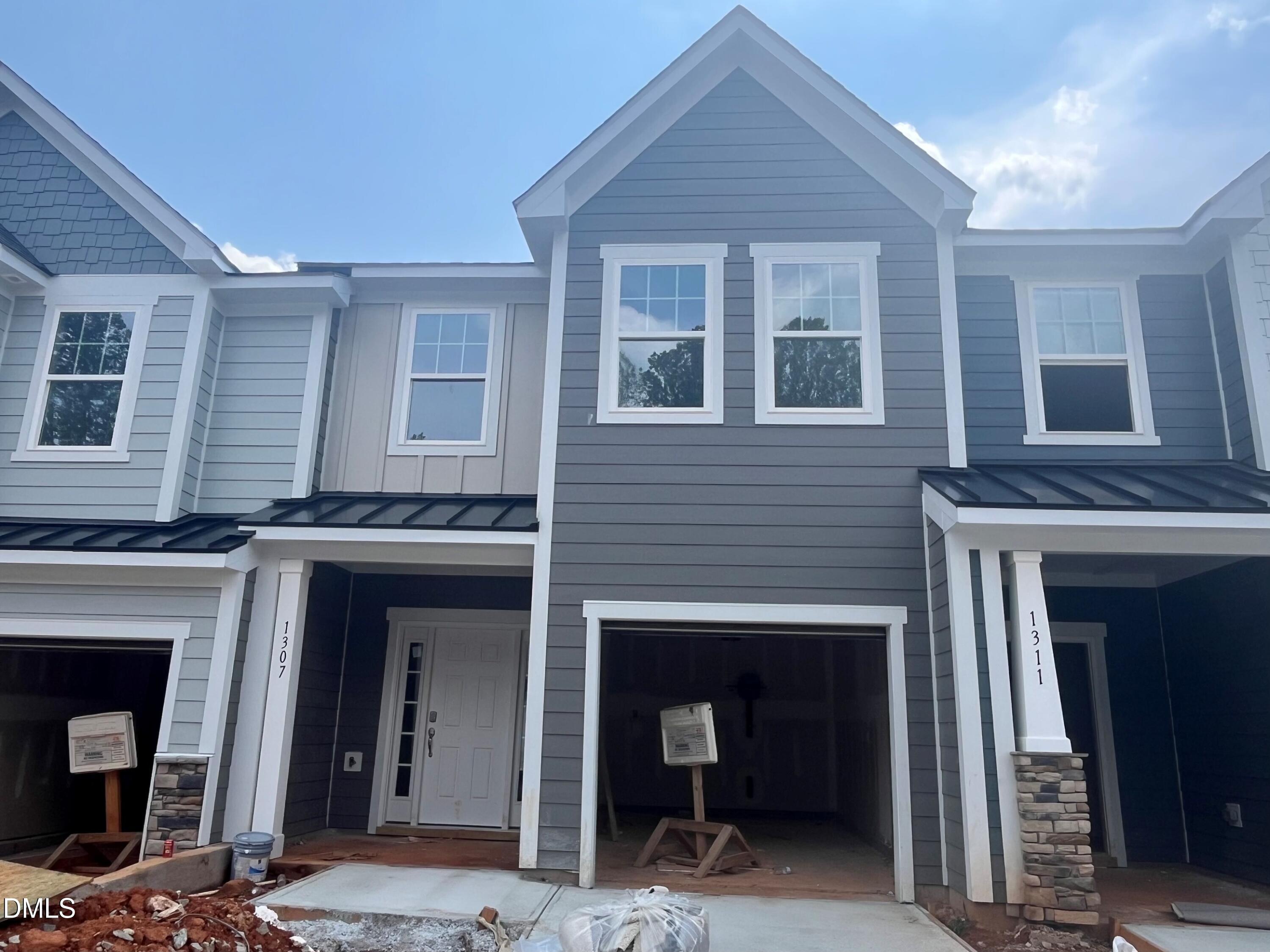 1307 Hammond Drive
