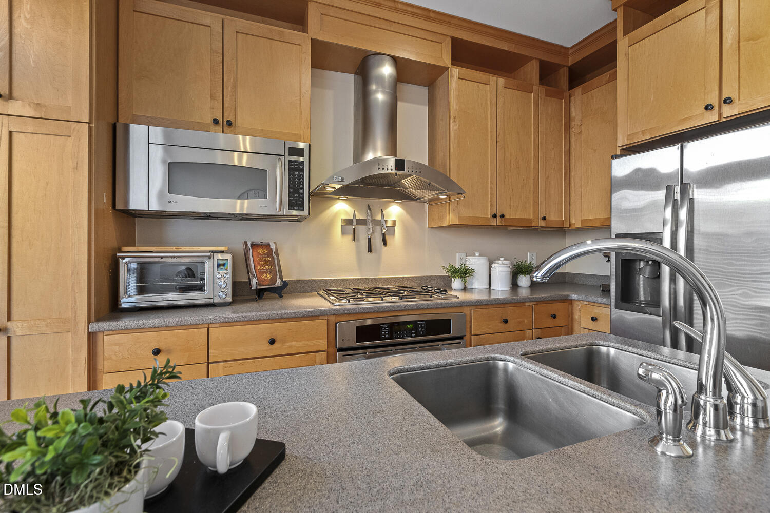 2440 Campus Shore Drive 103