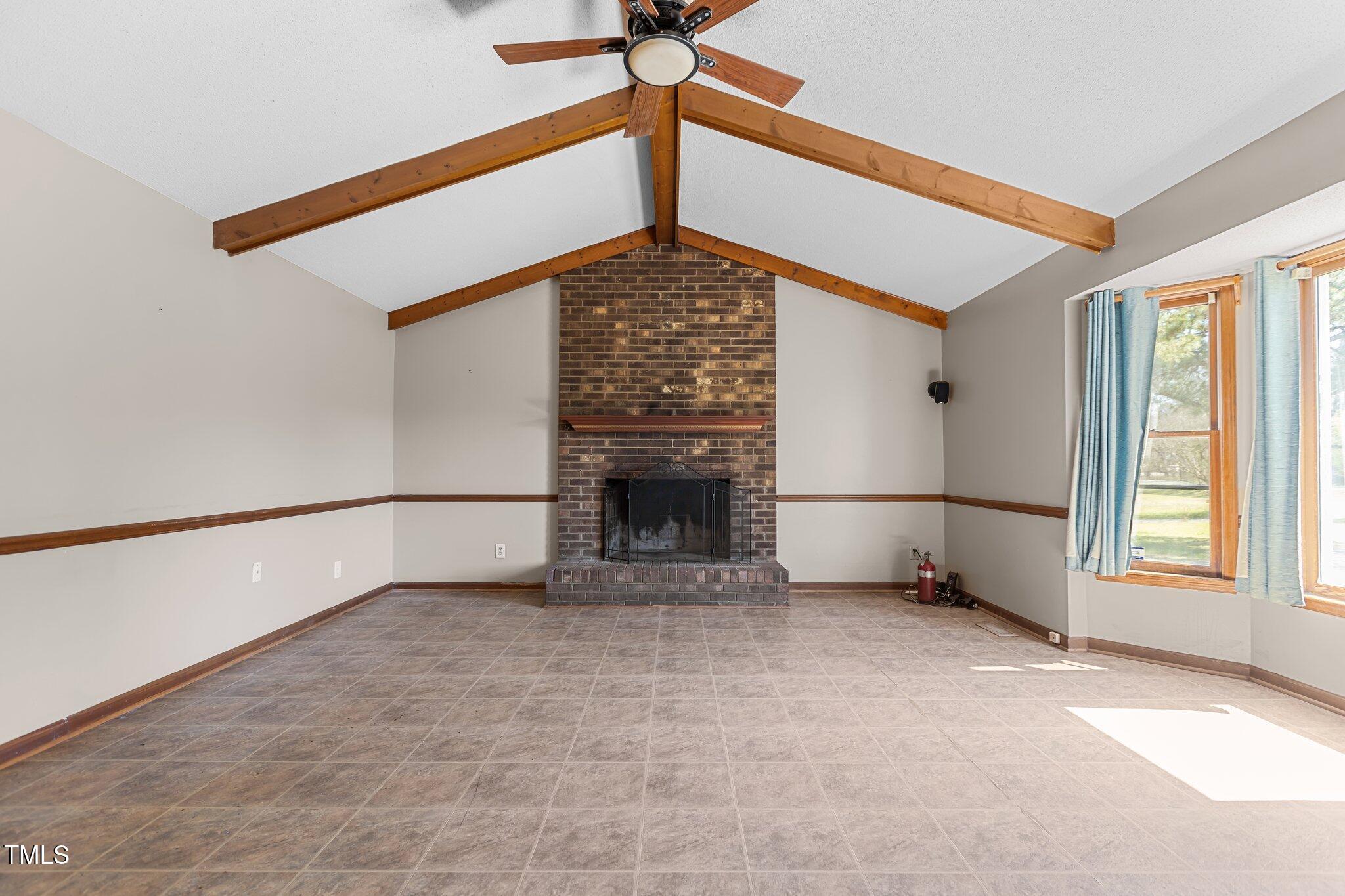 5437 Grasshopper Road
