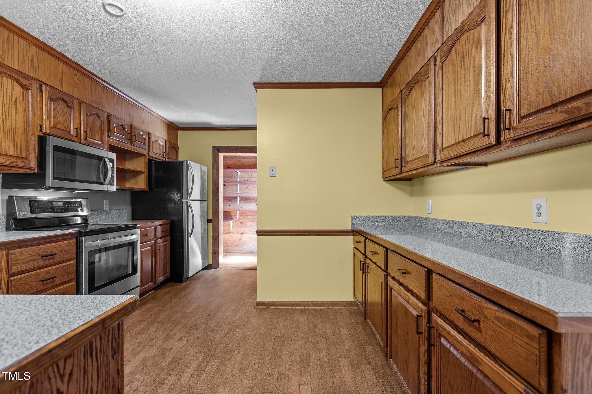 5437 Grasshopper Road