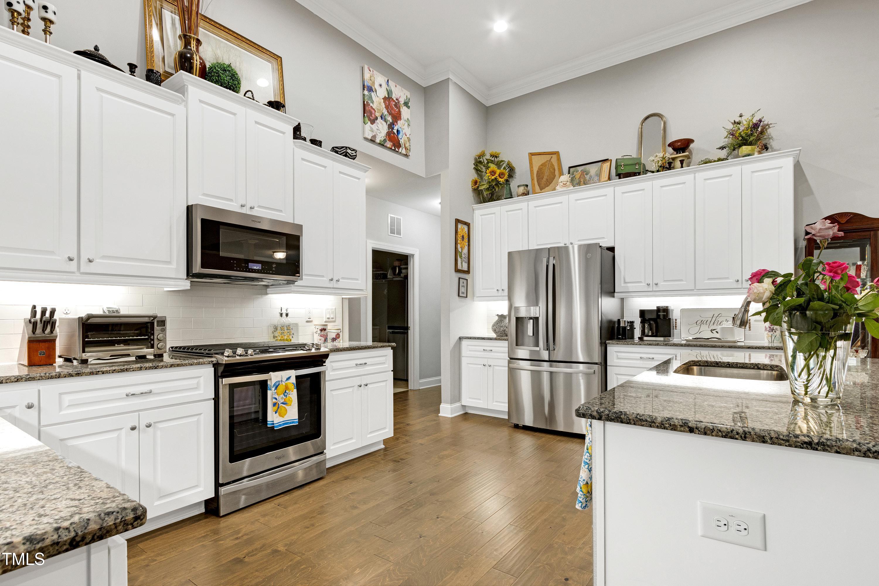 115 Thornwhistle Place