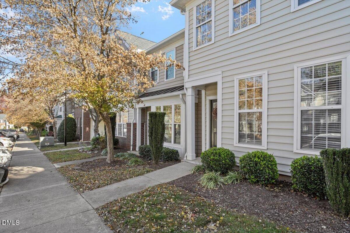 5710 Corbon Crest Lane