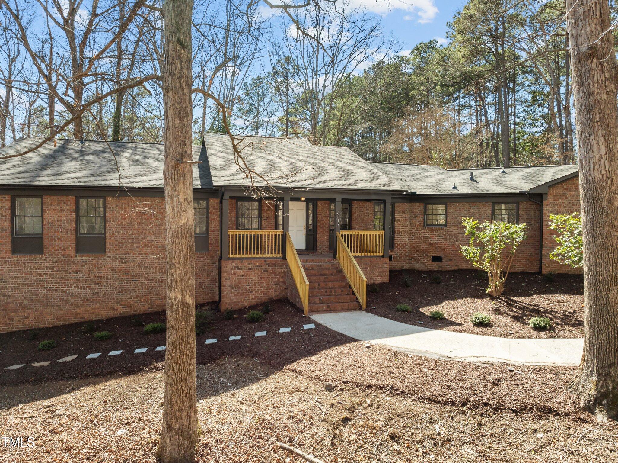 3217 Stoneyford Court