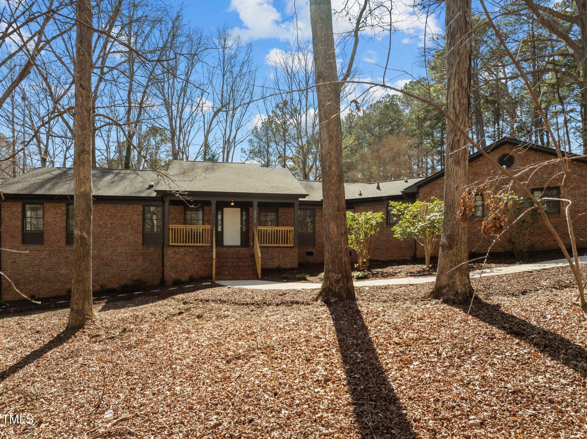 3217 Stoneyford Court