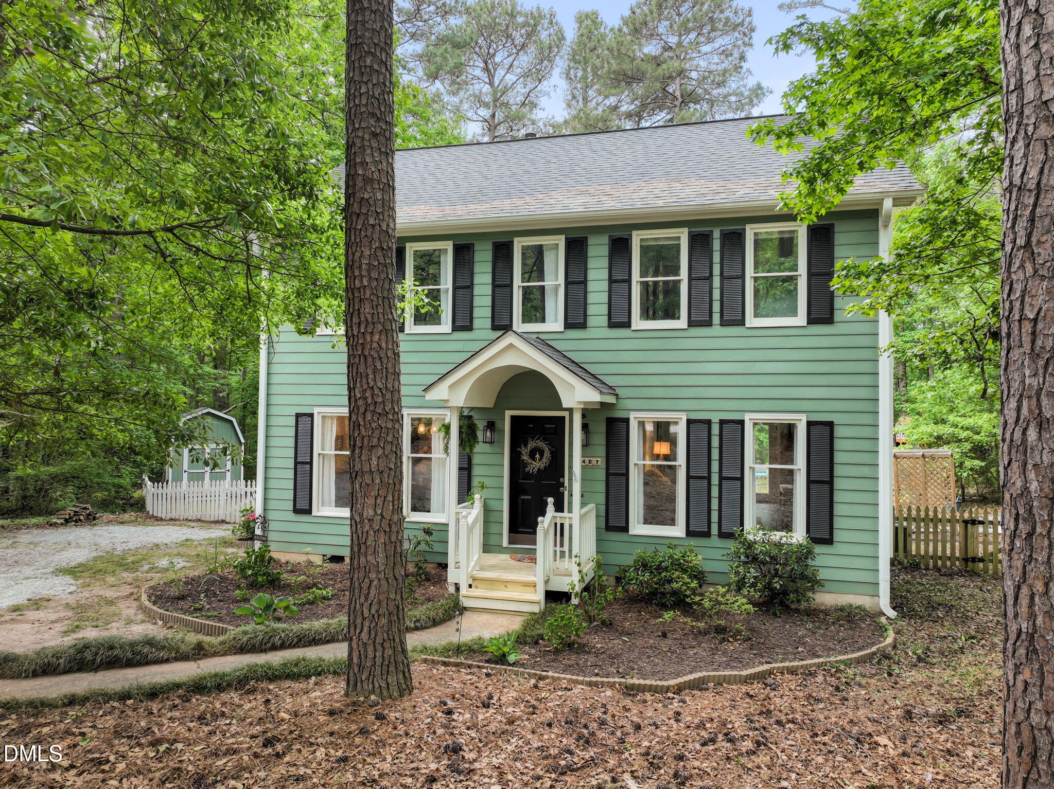 5407 Loyal Place