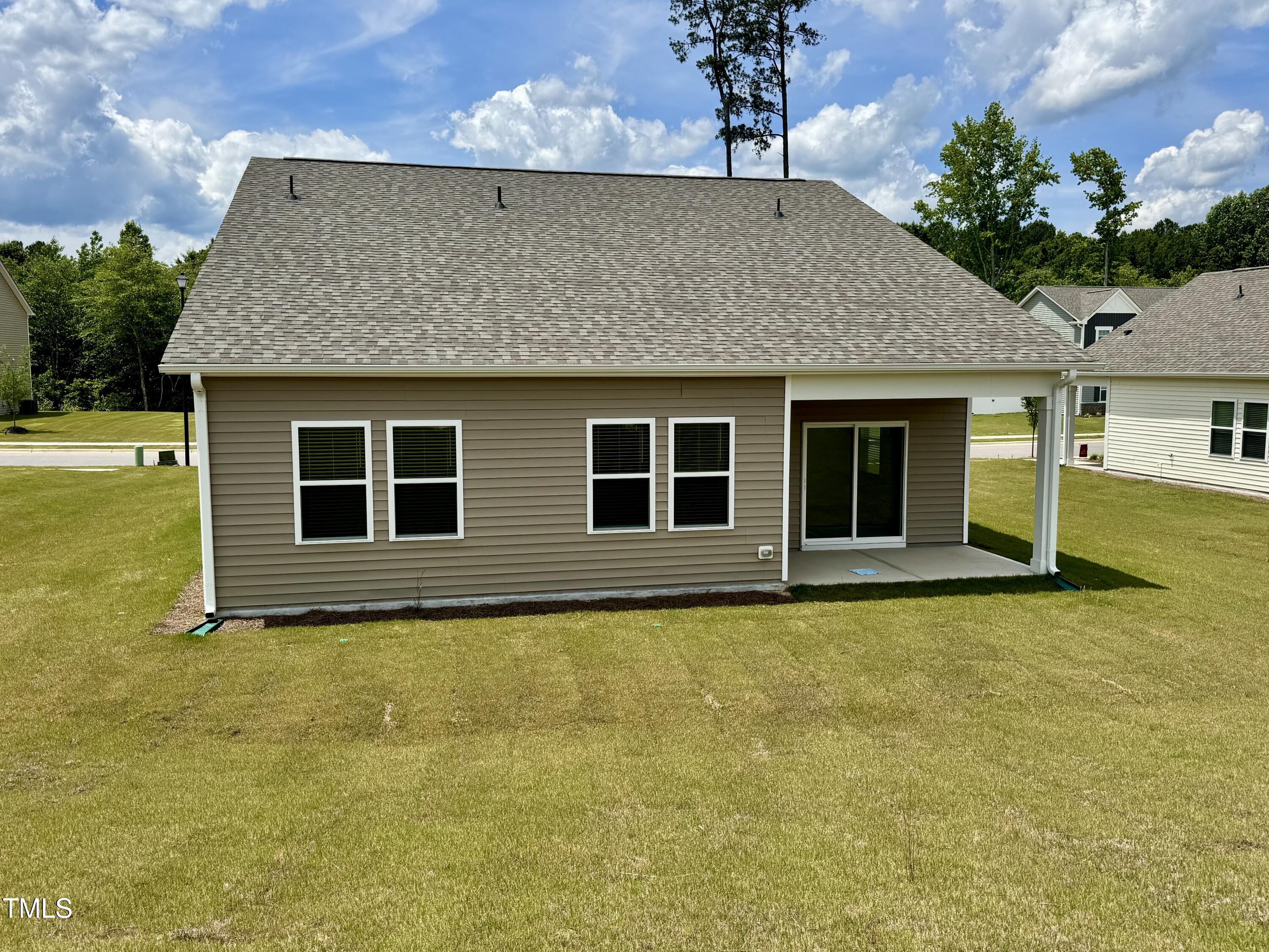 23 Rolling Banks Drive