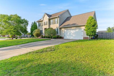 1901 Ellie Avenue Fayetteville NC 28314