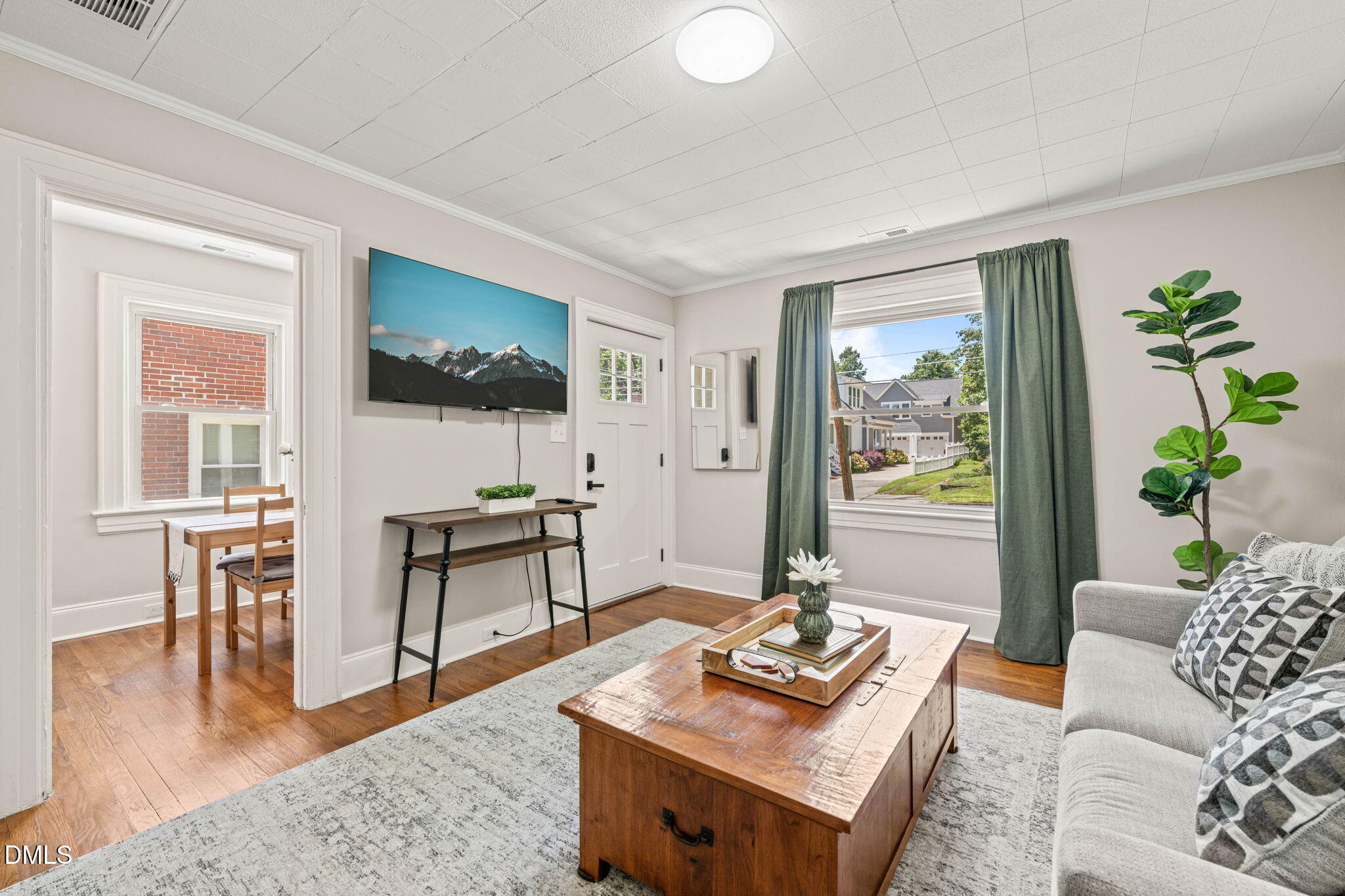 1022 Carolina Avenue