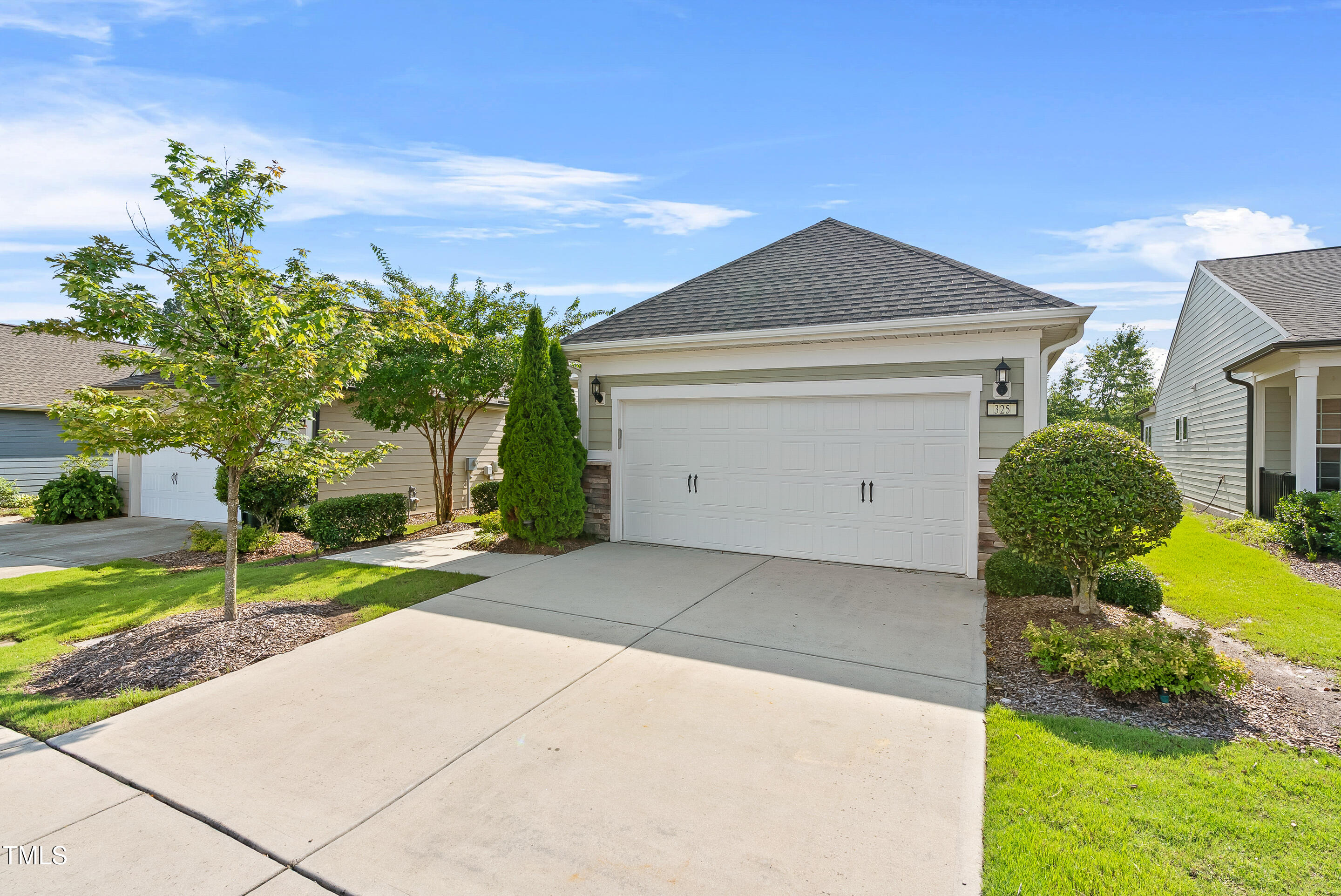 325 Currituck Lane