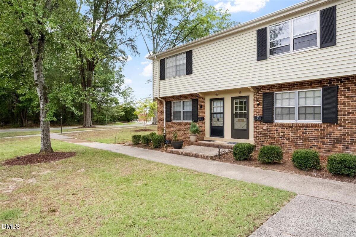 1102 Willow Drive 19