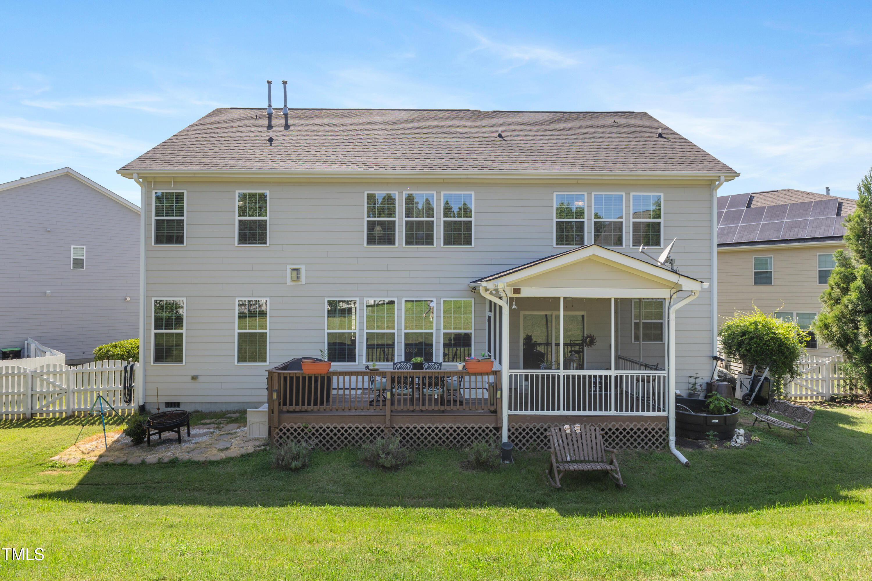 90 E Calvert Court