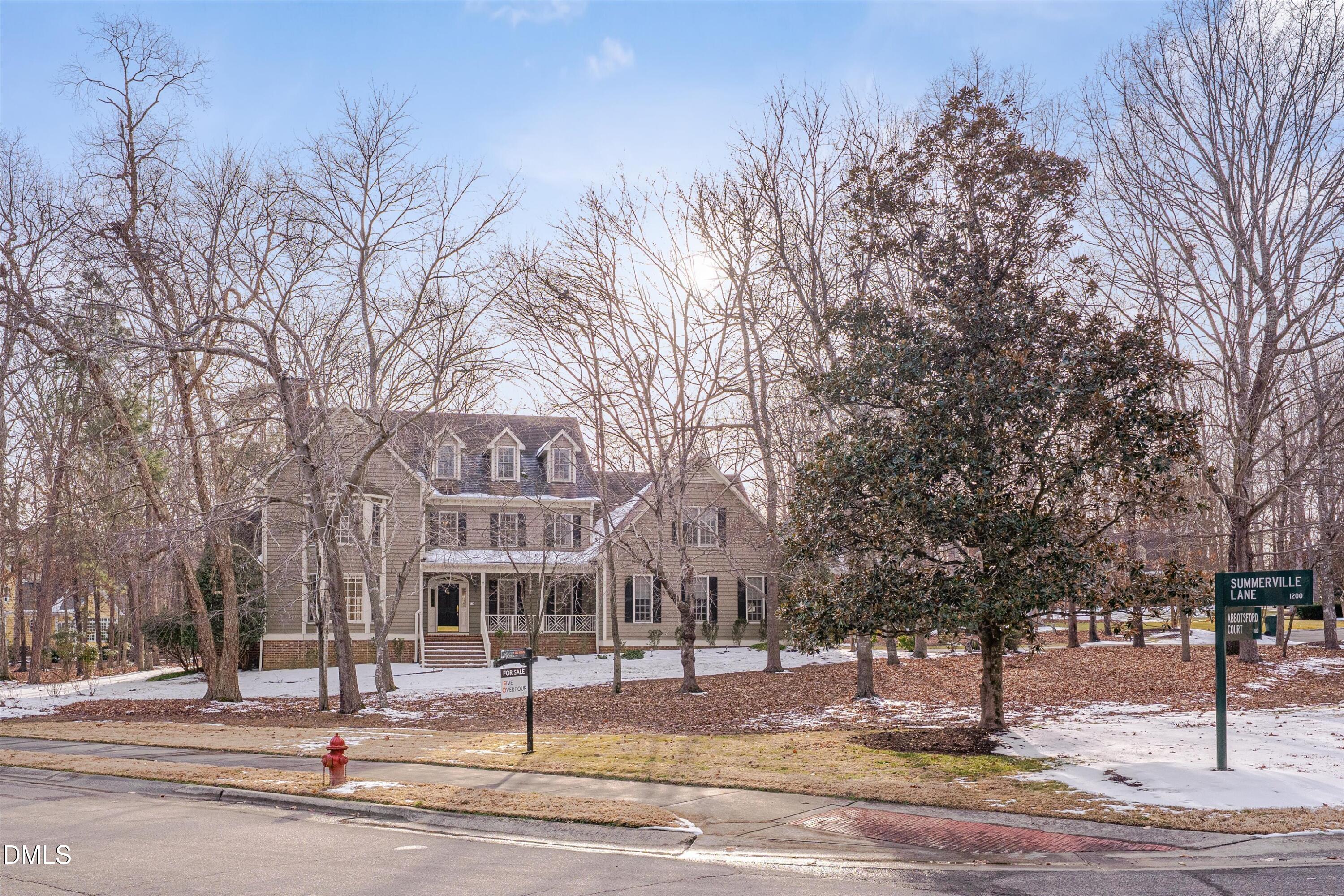 101 Abbotsford Court