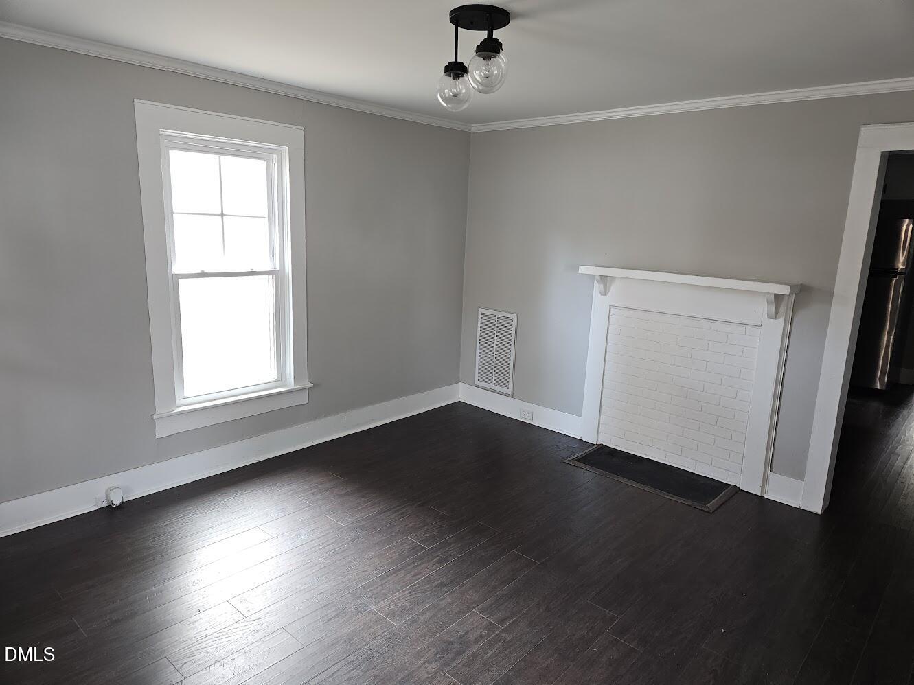 1307 N Hyde Park Avenue