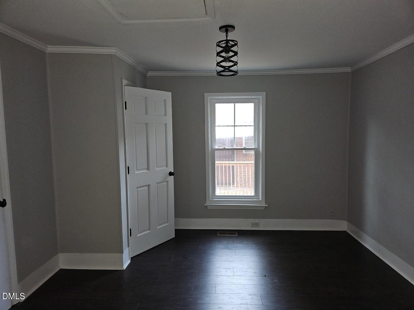 1307 N Hyde Park Avenue