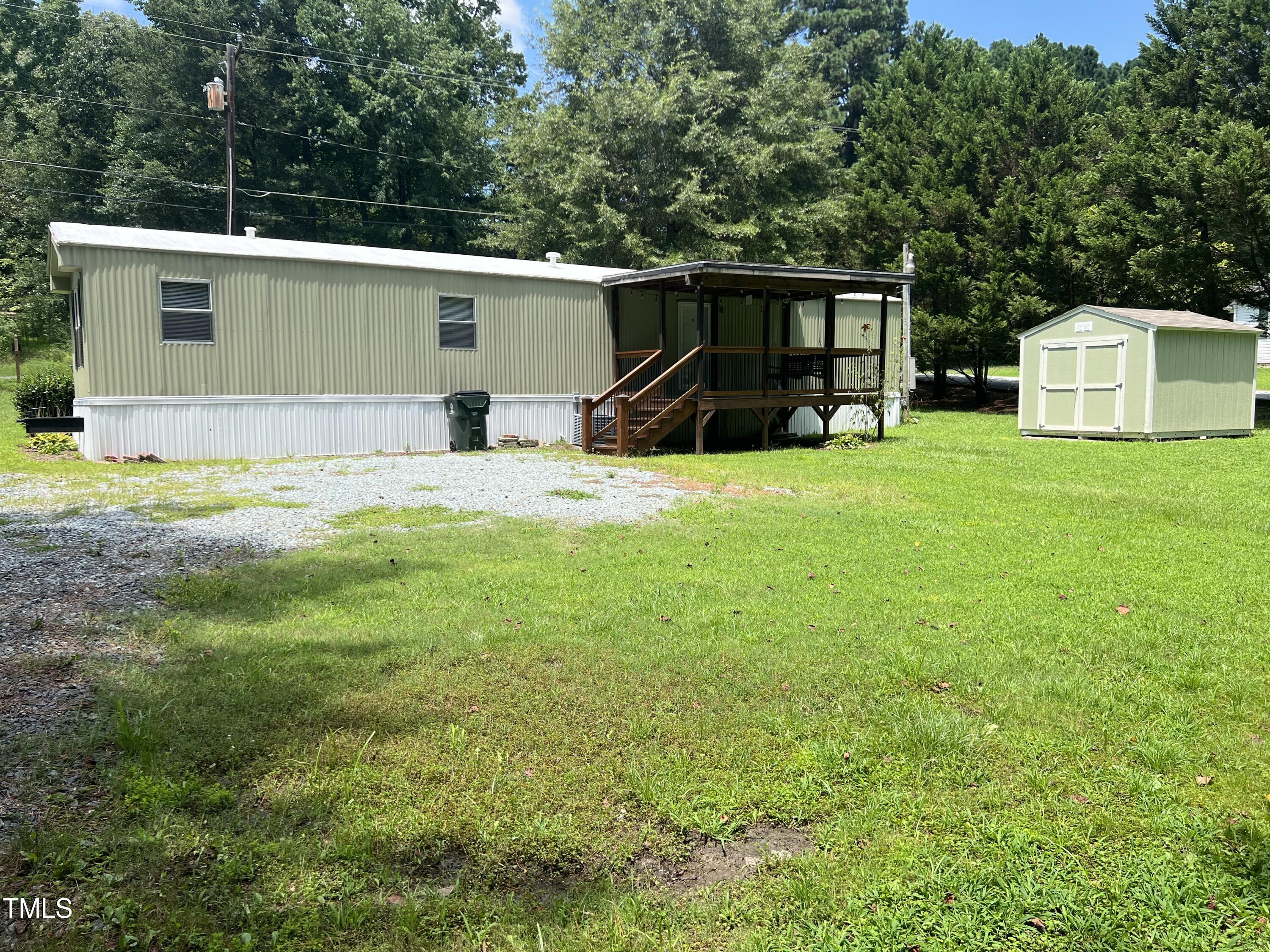 2432 Redwood Road