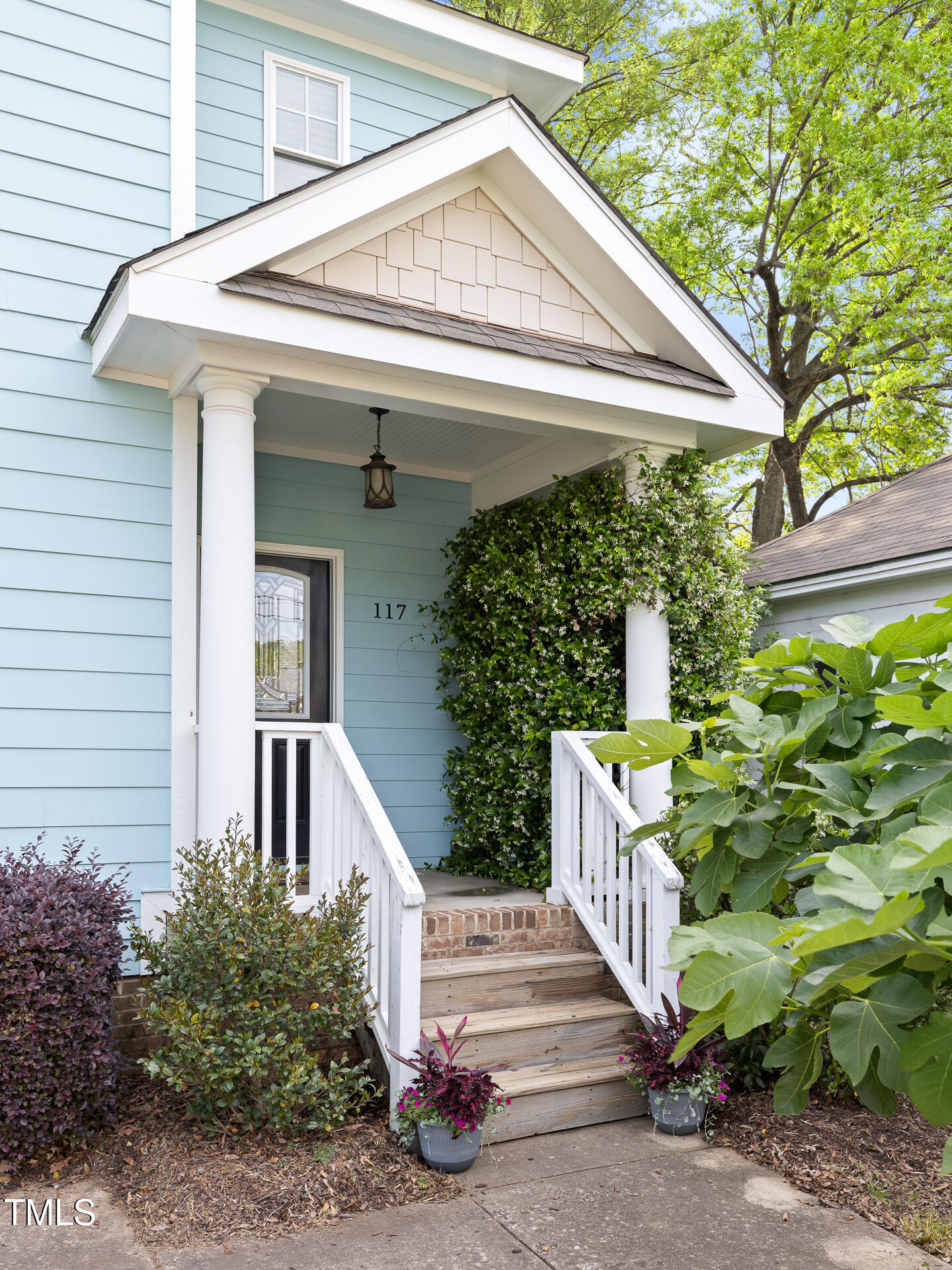 117 Idlewild Avenue