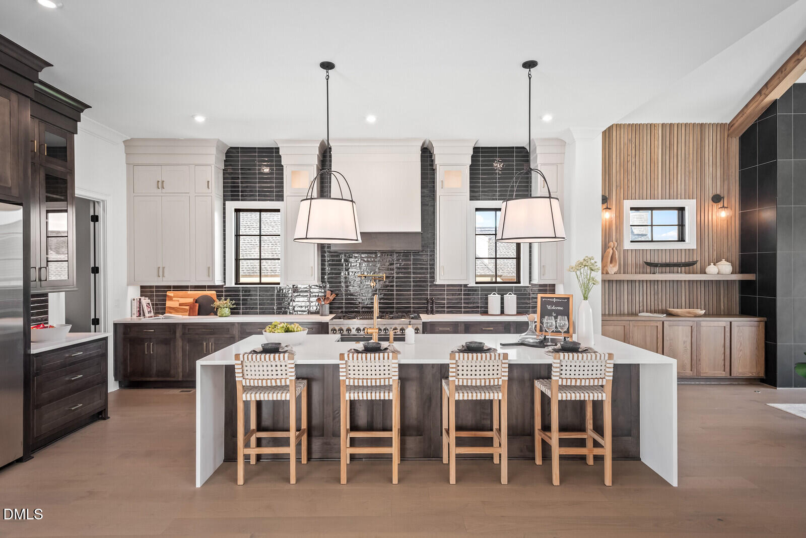 558 Chapel Ridge Drive